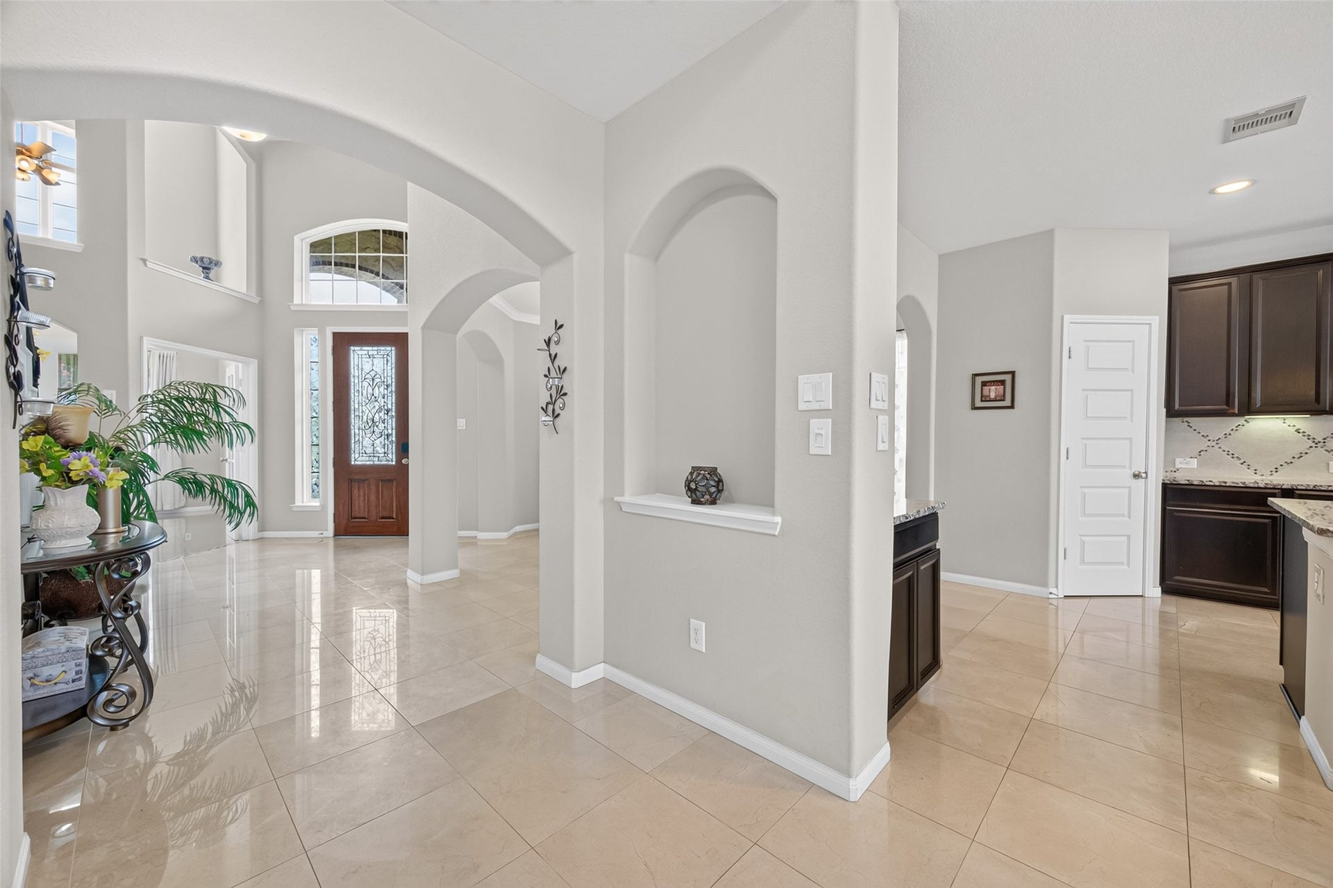 4619 Rockton Hills Lane, Sugar Land, TX 77479 4619 Rockton Hills Lane, Sugar Land, TX 77479