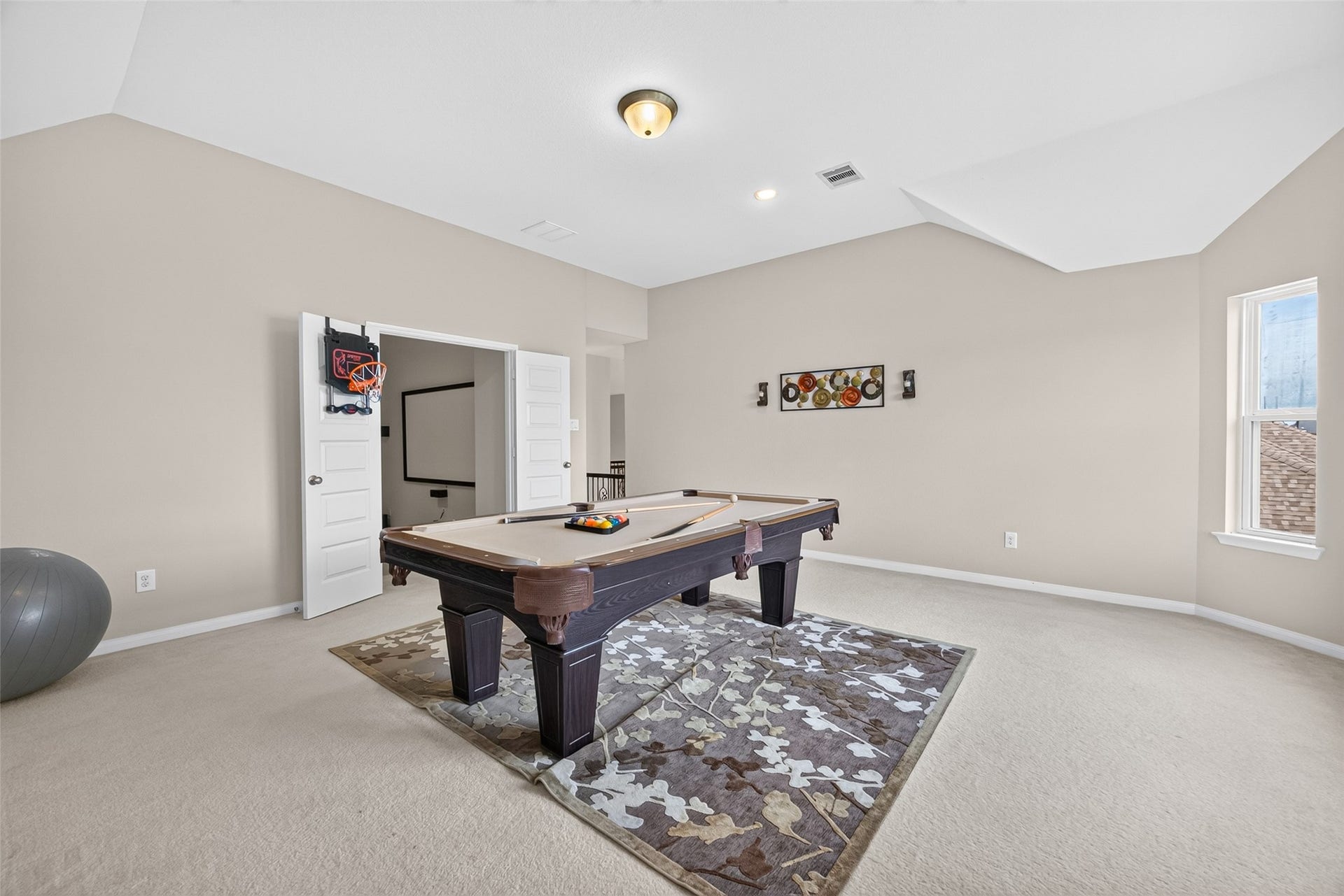4619 Rockton Hills Lane, Sugar Land, TX 77479 4619 Rockton Hills Lane, Sugar Land, TX 77479