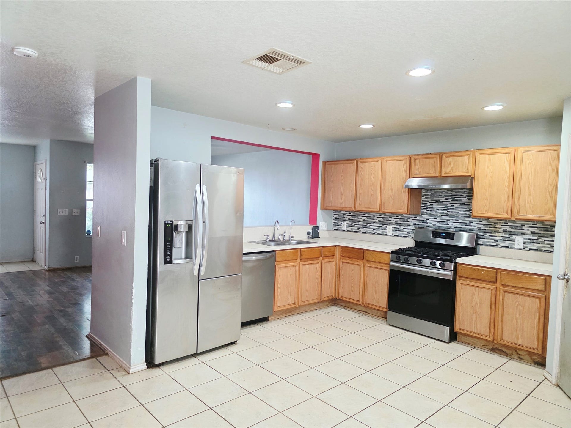 811 Grand Plains Drive, Houston, TX 77090