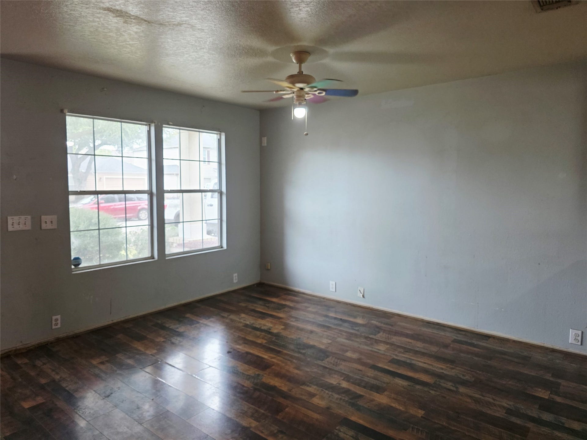 811 Grand Plains Drive, Houston, TX 77090