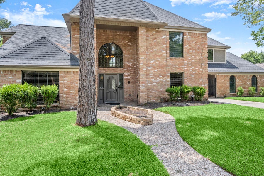 Property photo for 17627 Macrantha Drive, Spring, TX