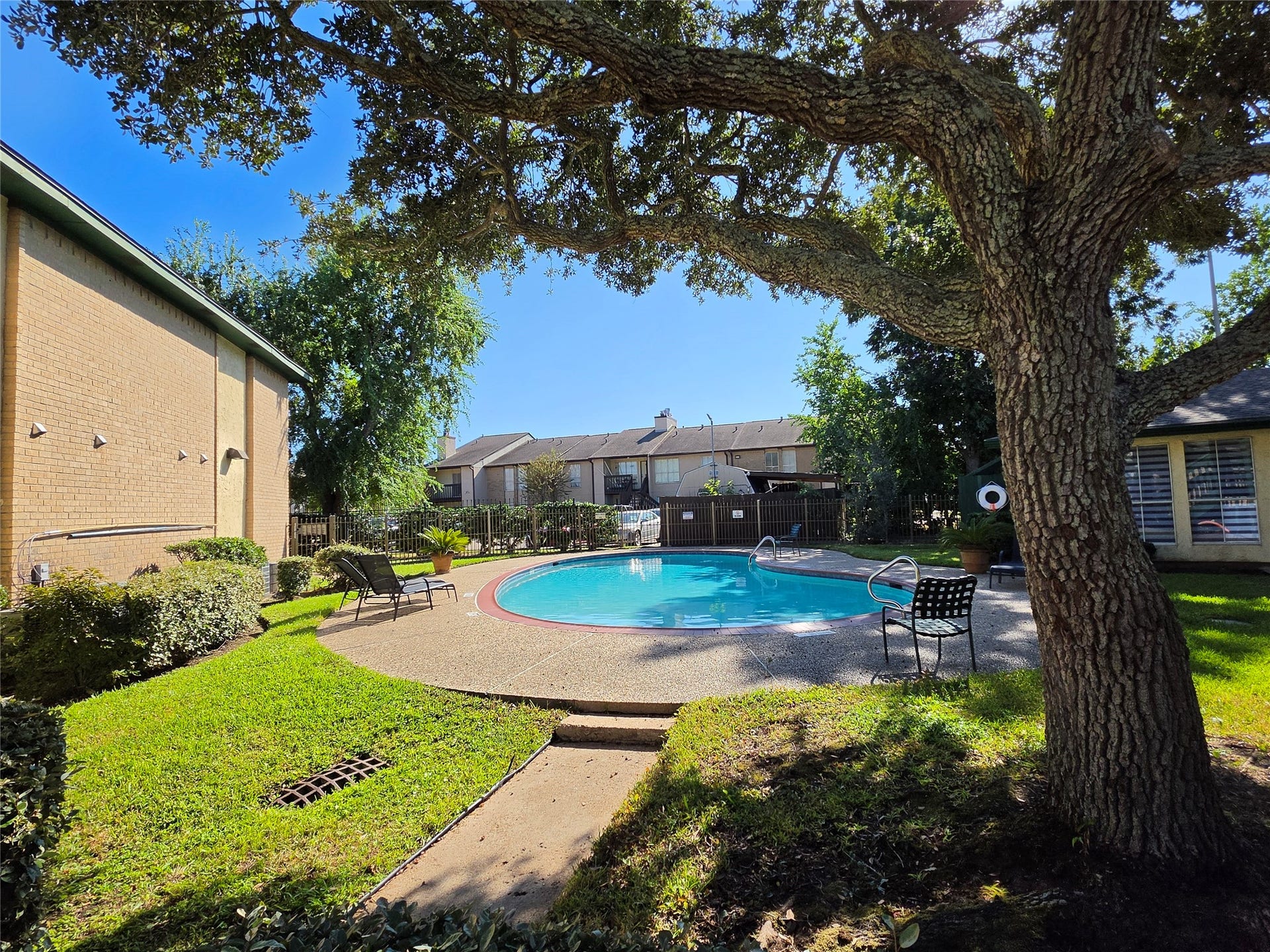 1516 Bay Area Boulevard, #L1, Houston, TX 77058 1516 Bay Area Boulevard, #L1, Houston, TX 77058
