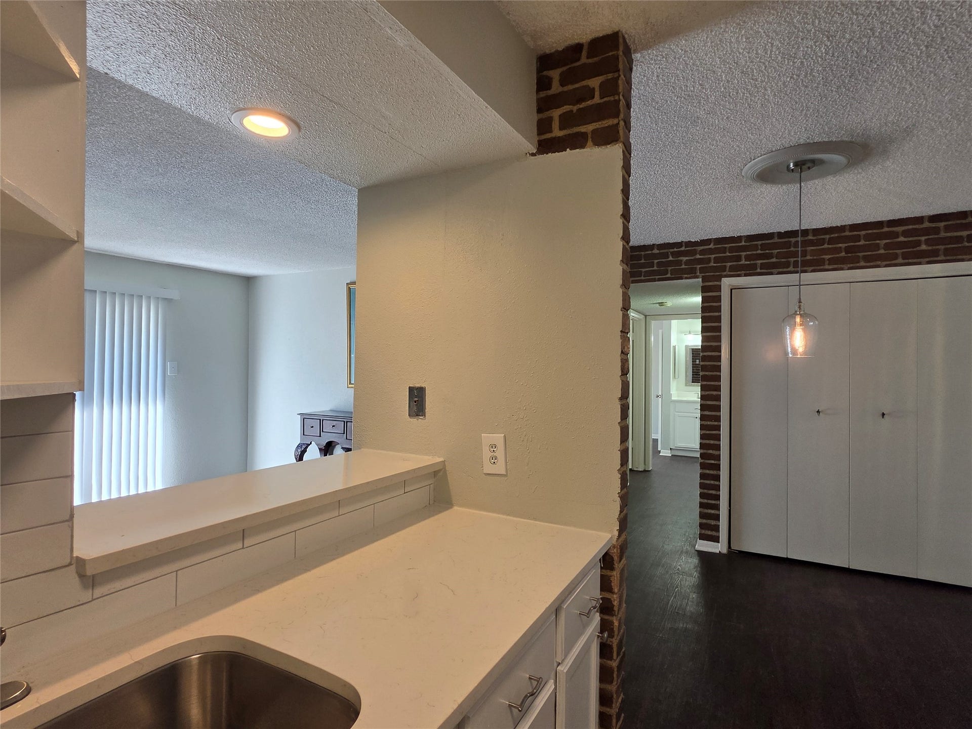 1516 Bay Area Boulevard, #L1, Houston, TX 77058 1516 Bay Area Boulevard, #L1, Houston, TX 77058