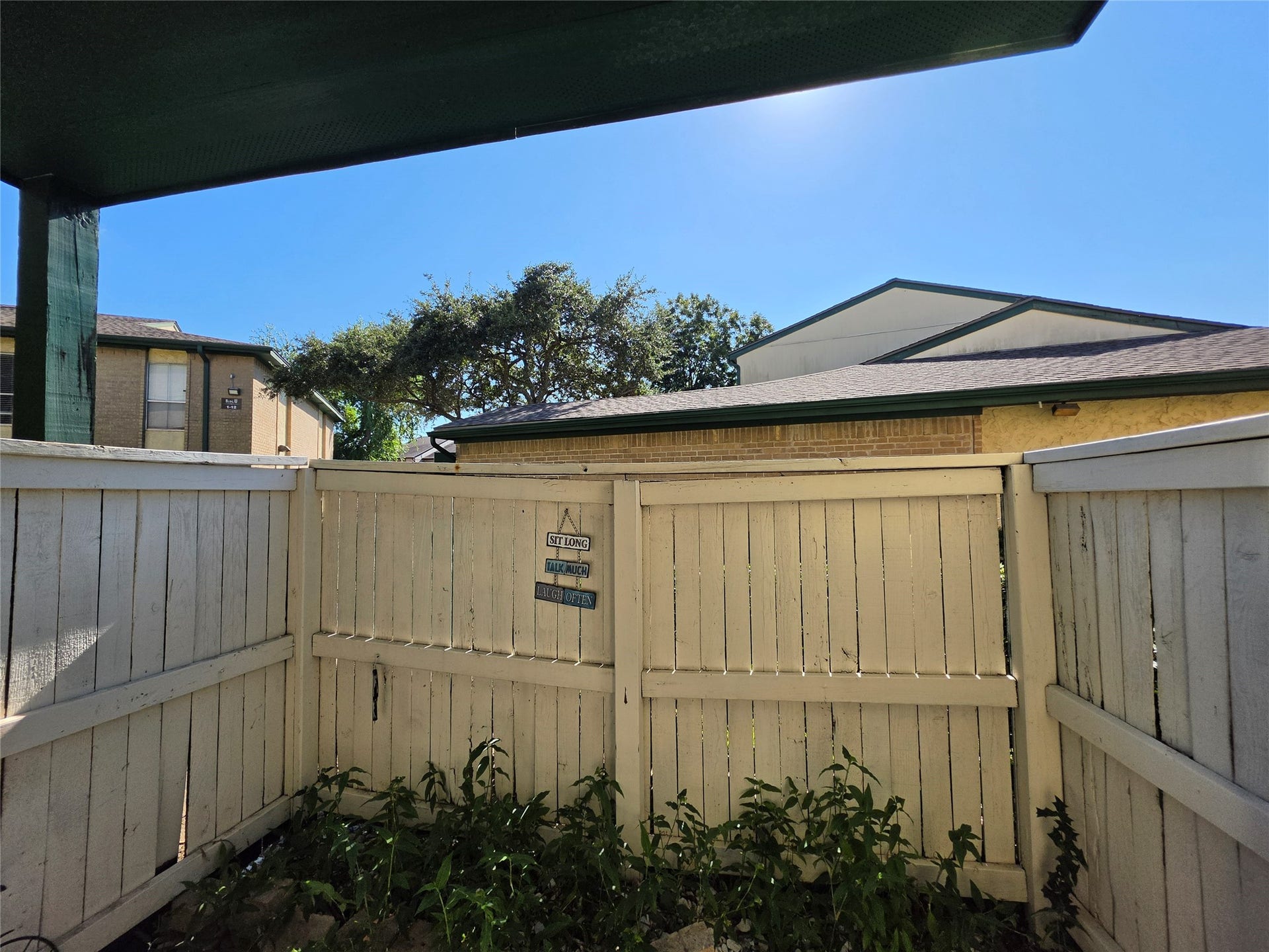 1516 Bay Area Boulevard, #L1, Houston, TX 77058 Patio Area