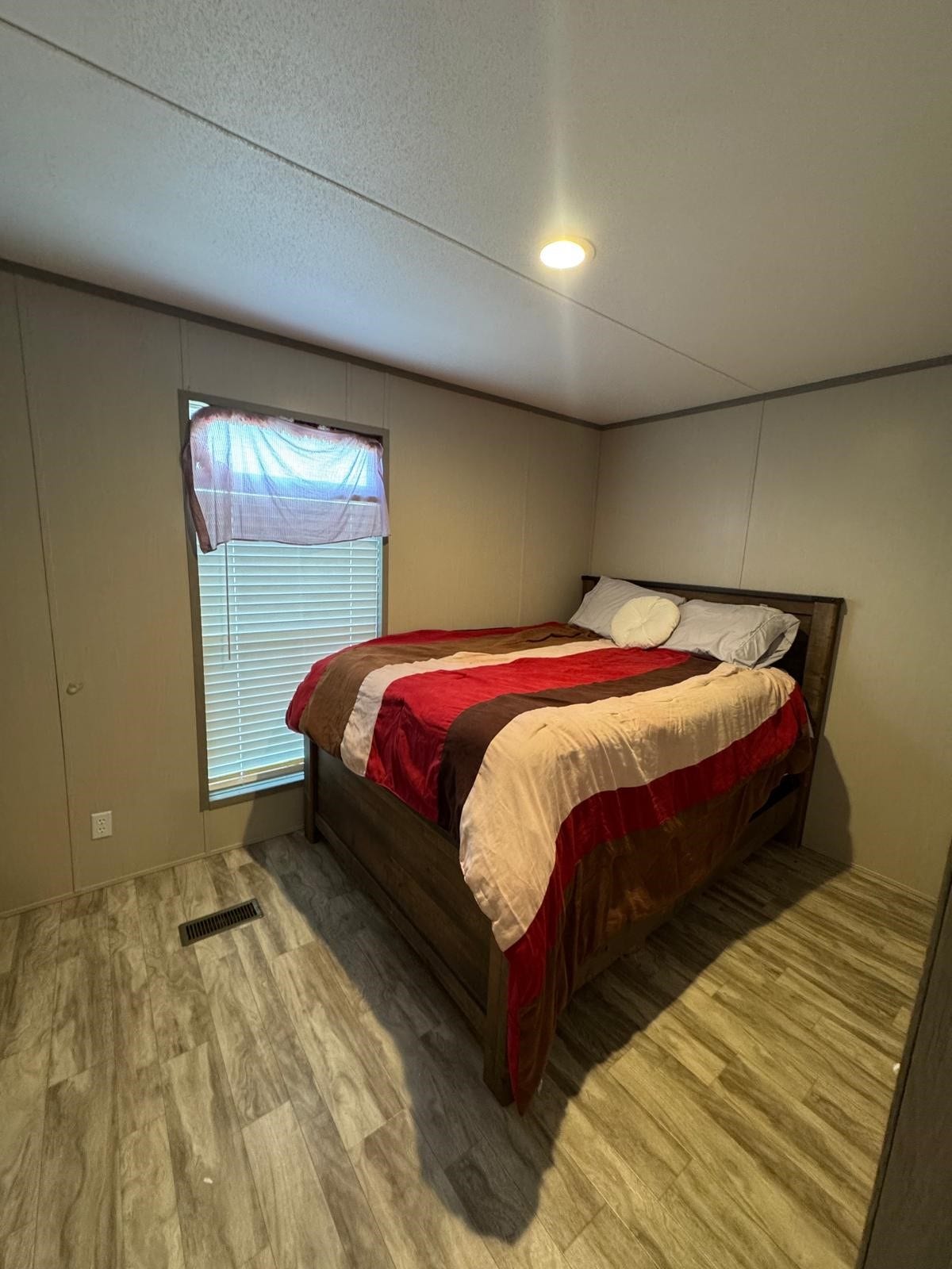 214 Gulf Street, Angleton, TX 77515 214 Gulf Street, Angleton, TX 77515