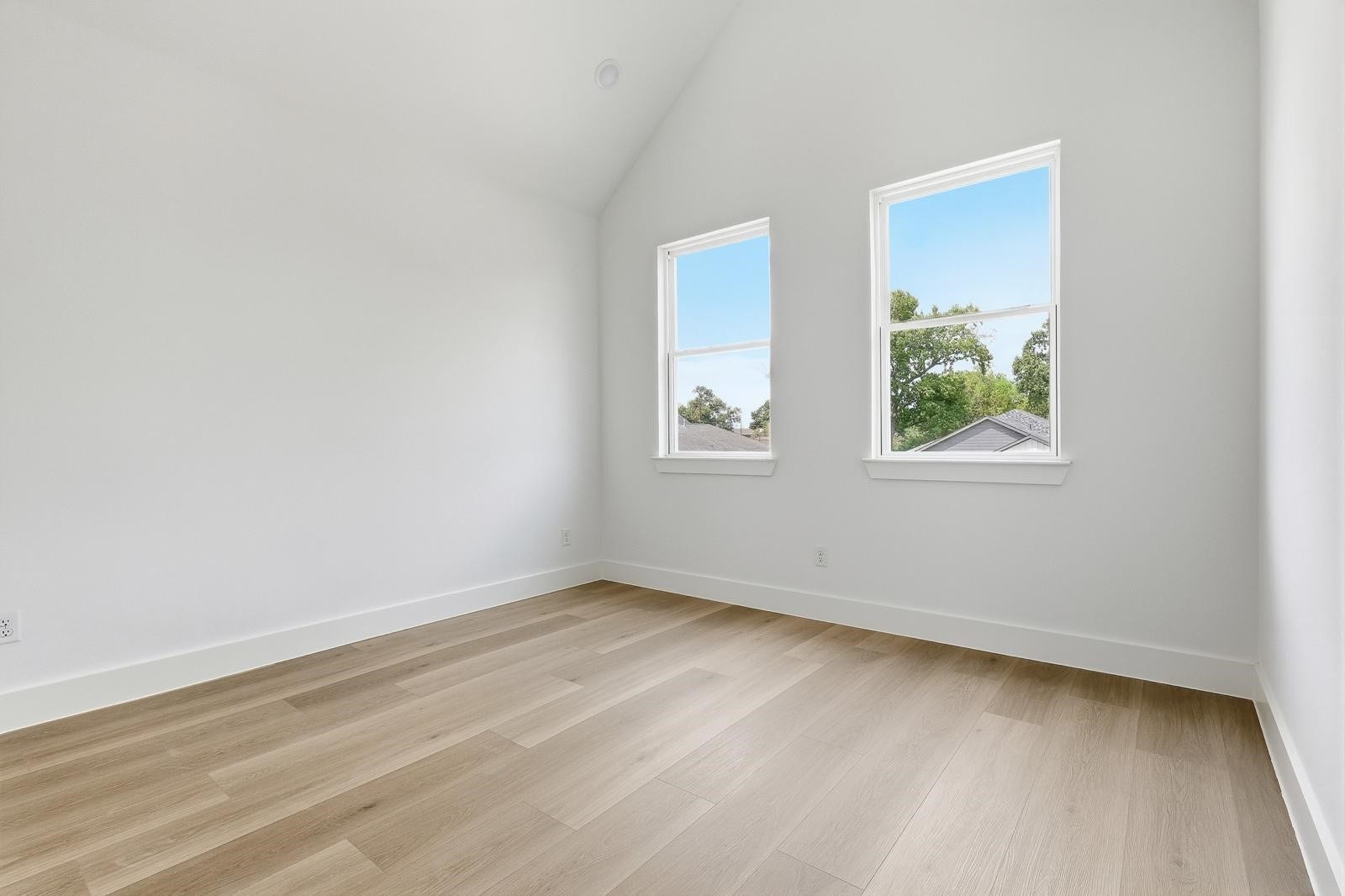 1027 Junell Street, Houston, TX 77088 1027 Junell Street, Houston, TX 77088