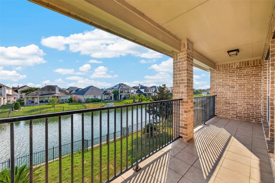 Property photo for 18103 Blues Point Drive, Cypress, TX
