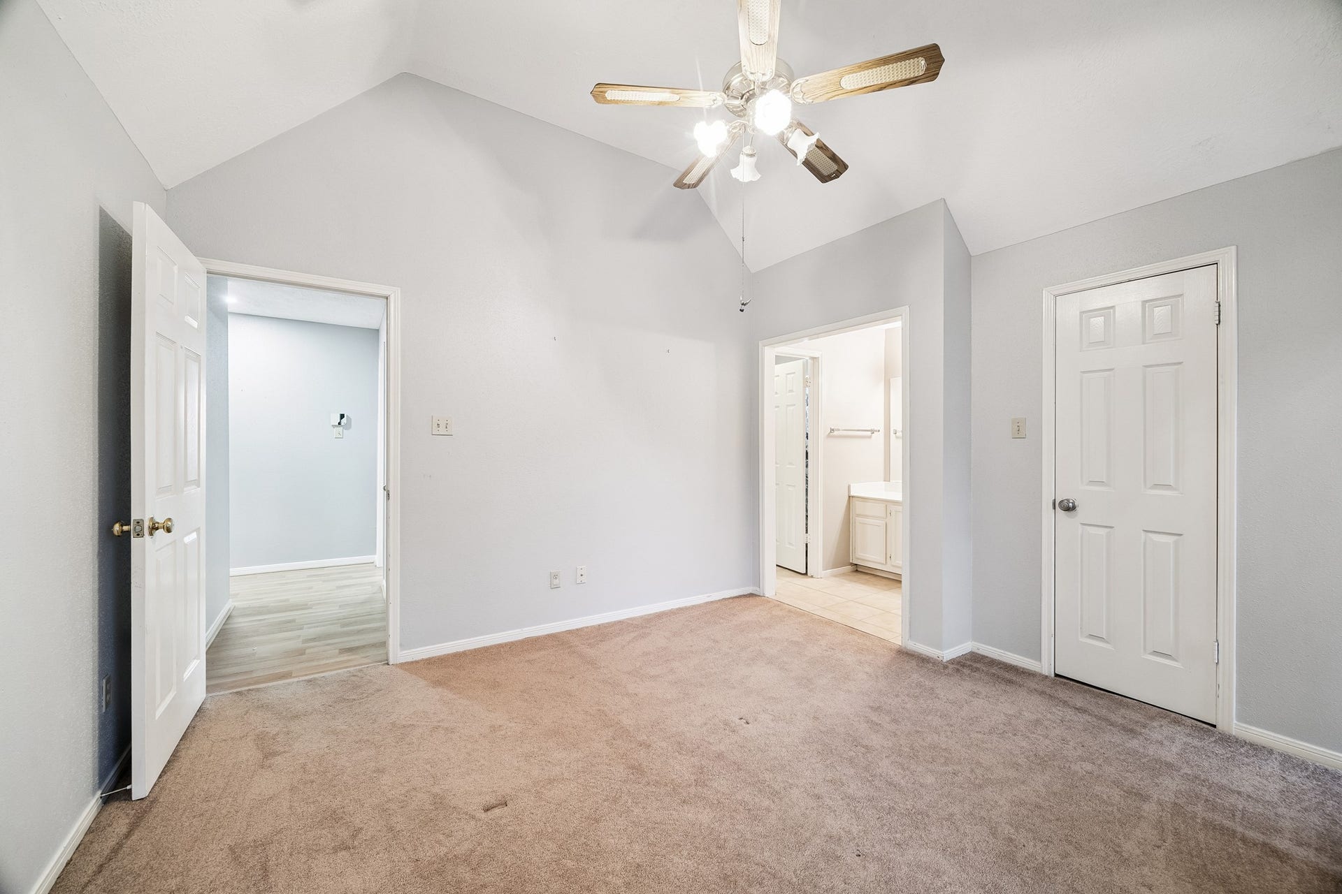 6223 Egypt Drive, Pasadena, TX 77505 6223 Egypt Drive, Pasadena, TX 77505