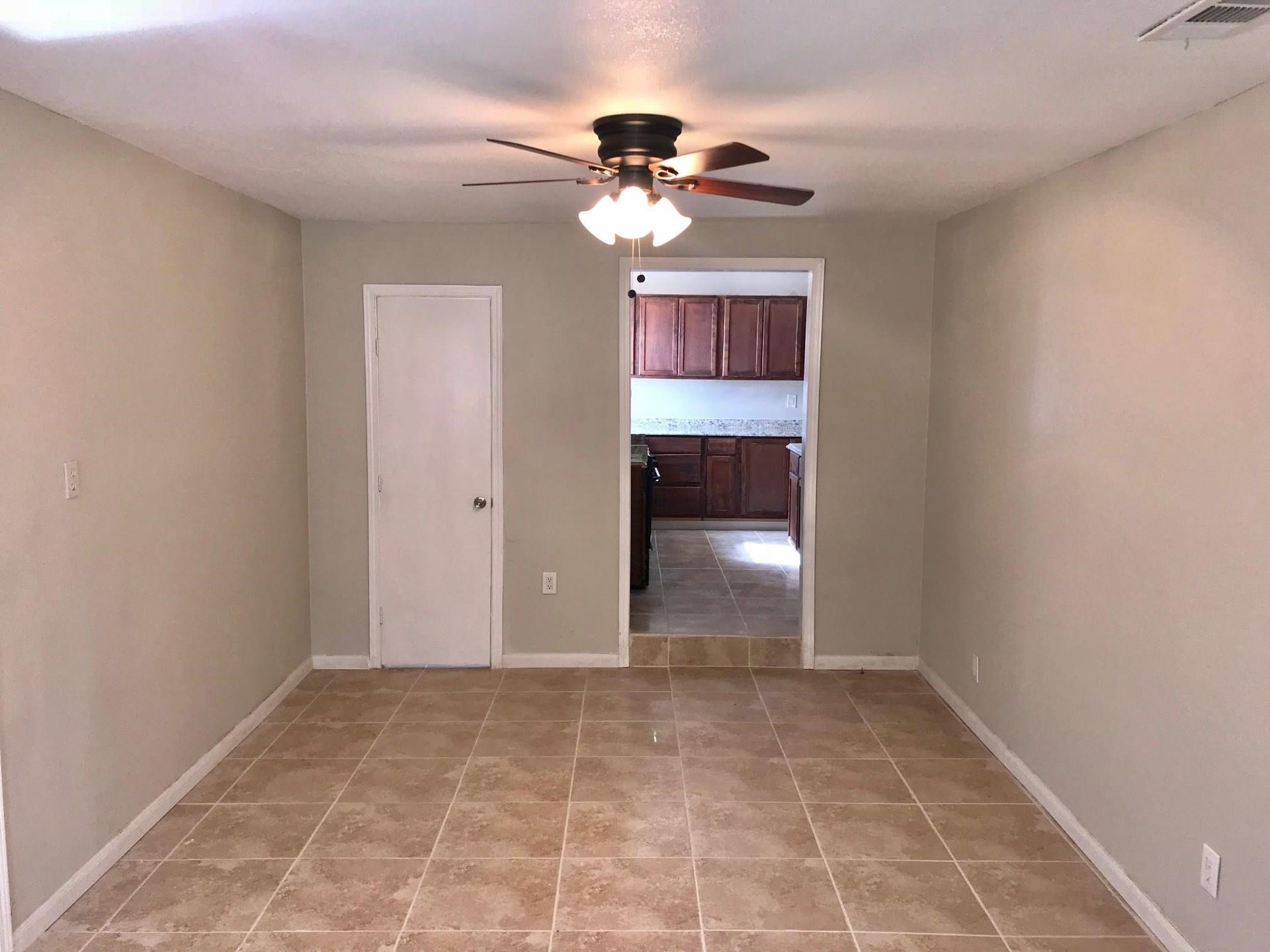 9118 Oak Knoll Lane, Houston, TX 77078
