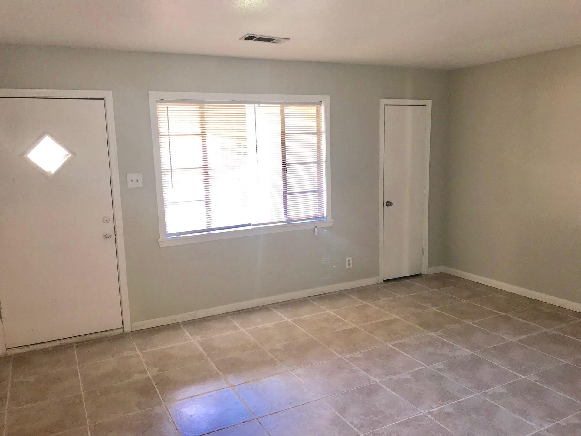 9118 Oak Knoll Lane, Houston, TX 77078