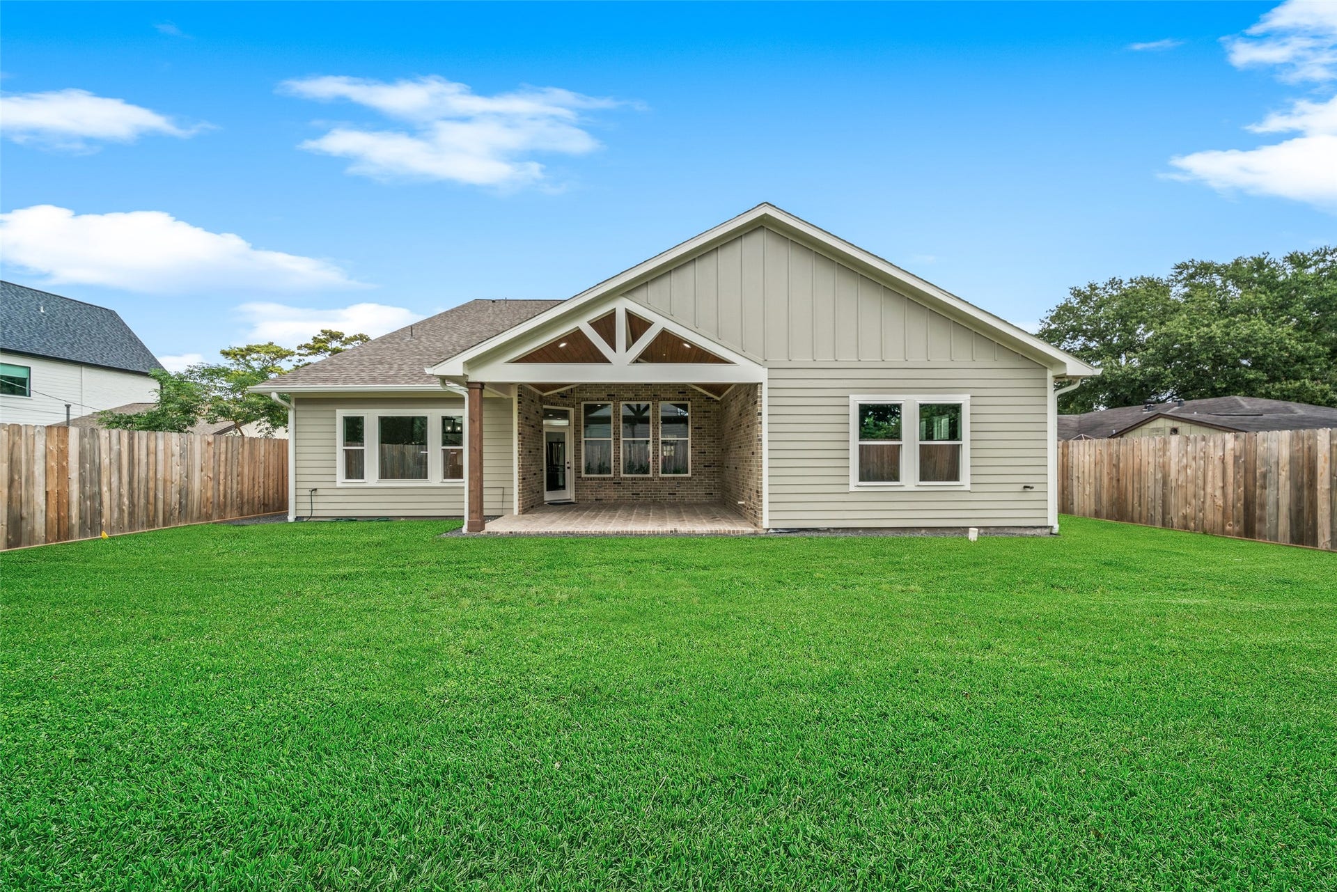 9621 Larston Street, Houston, TX 77055