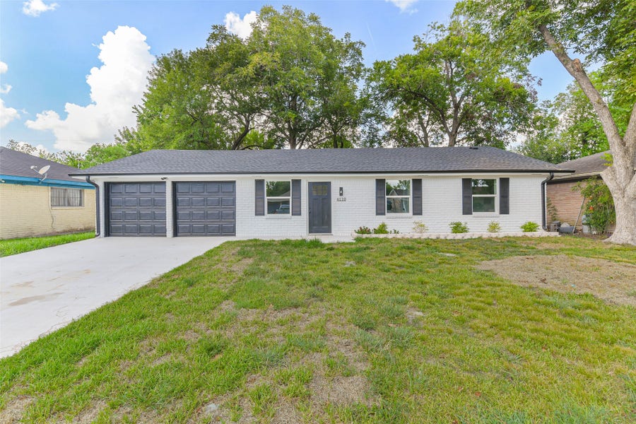 Property photo for 4110 Trail Lake Drive, Houston, TX