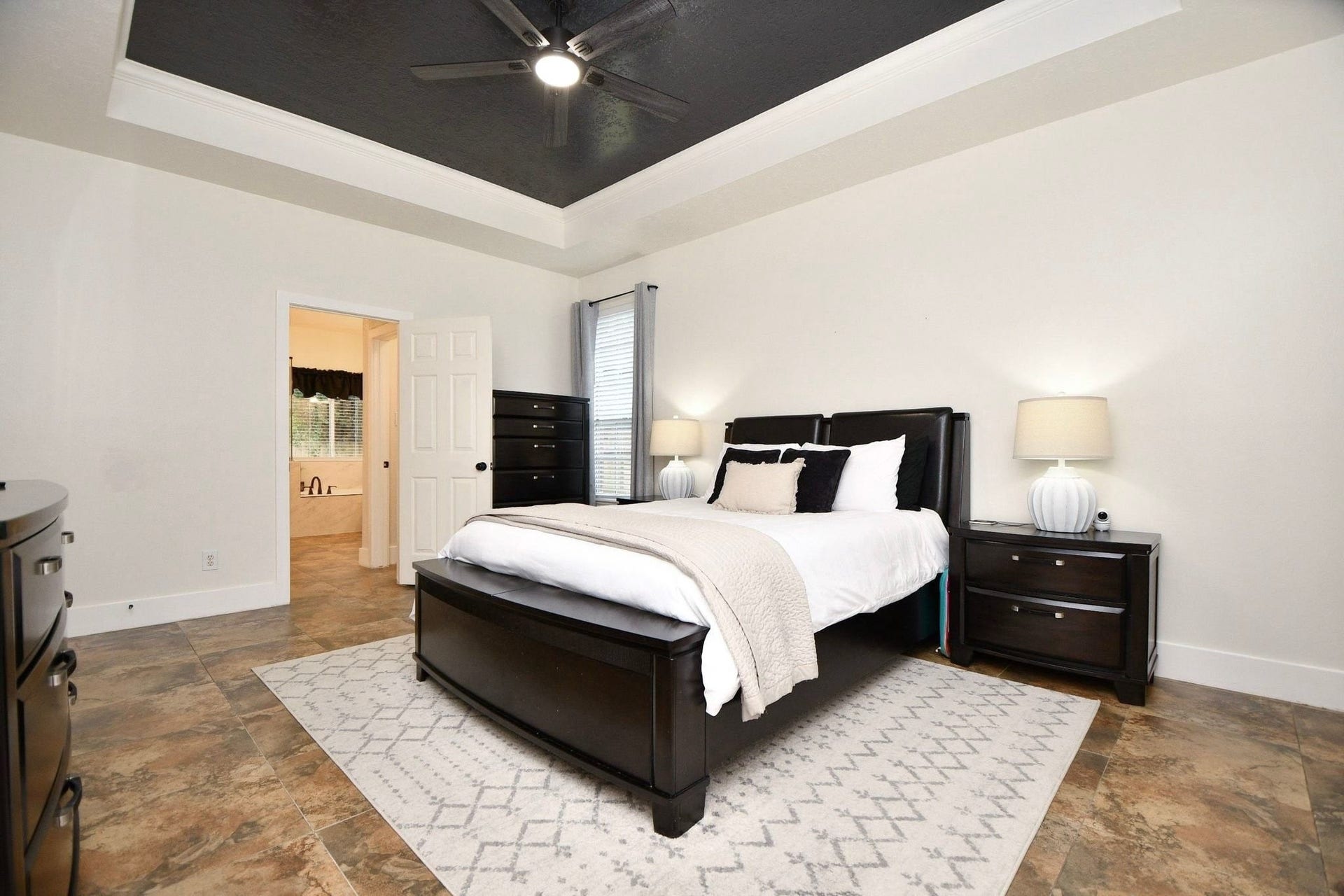 1120 Hidden Oaks Street, League City, TX 77573 1120 Hidden Oaks Street, League City, TX 77573