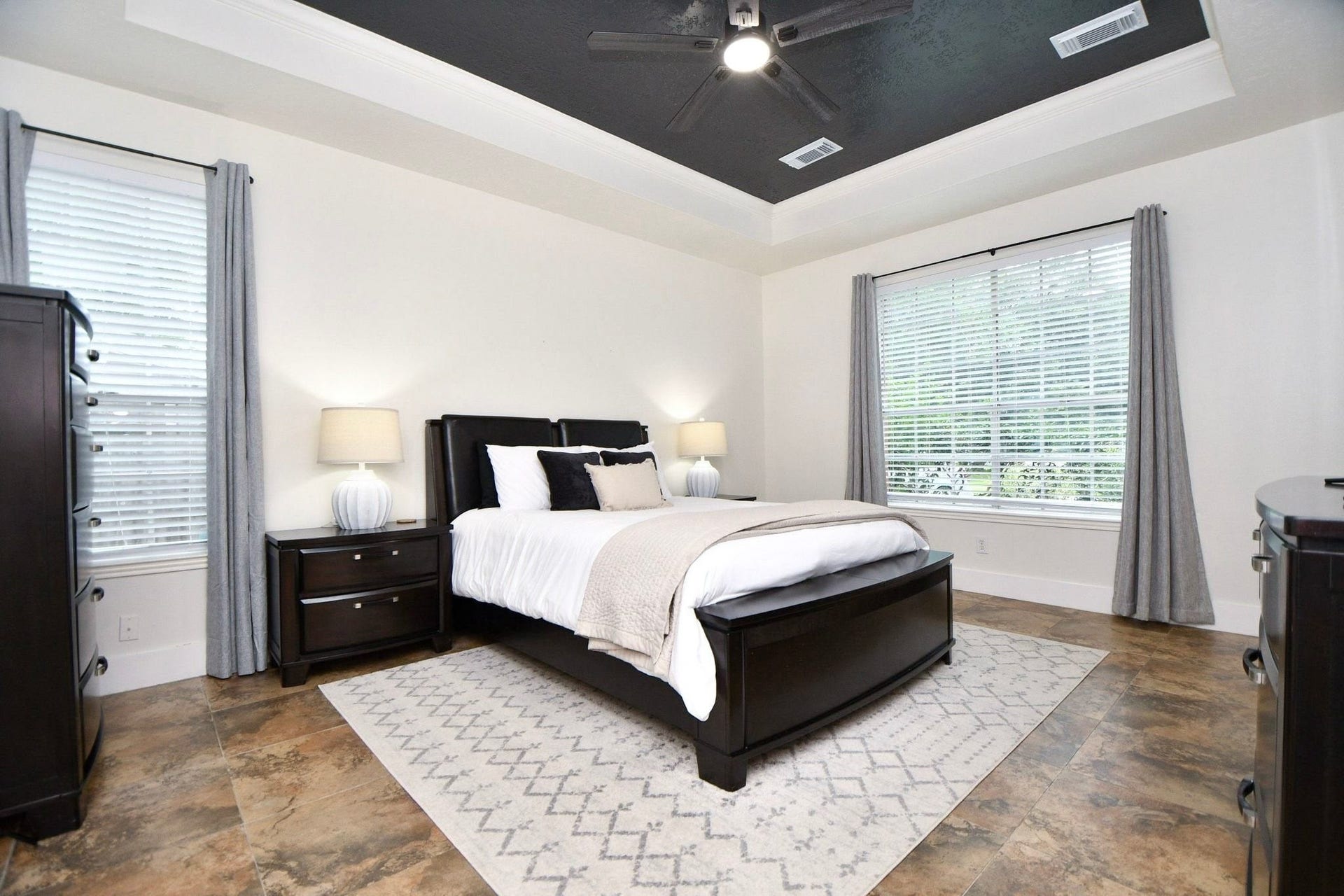 1120 Hidden Oaks Street, League City, TX 77573 1120 Hidden Oaks Street, League City, TX 77573