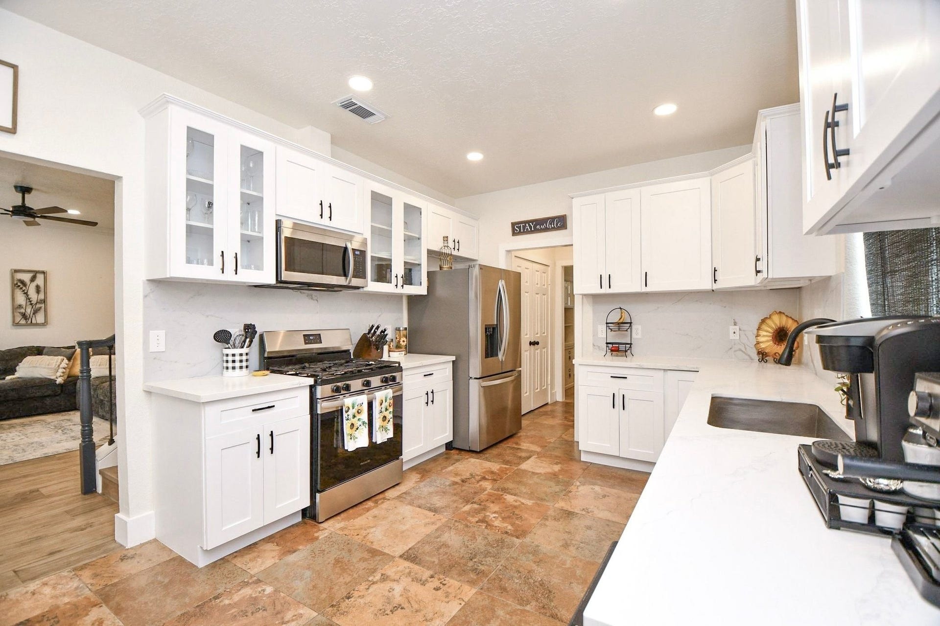 1120 Hidden Oaks Street, League City, TX 77573 1120 Hidden Oaks Street, League City, TX 77573