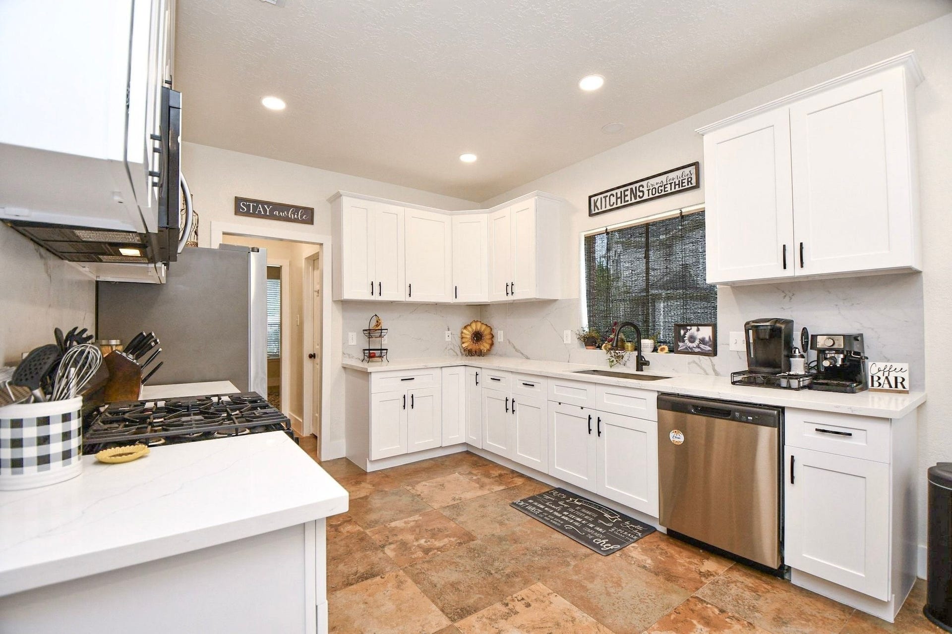 1120 Hidden Oaks Street, League City, TX 77573 1120 Hidden Oaks Street, League City, TX 77573