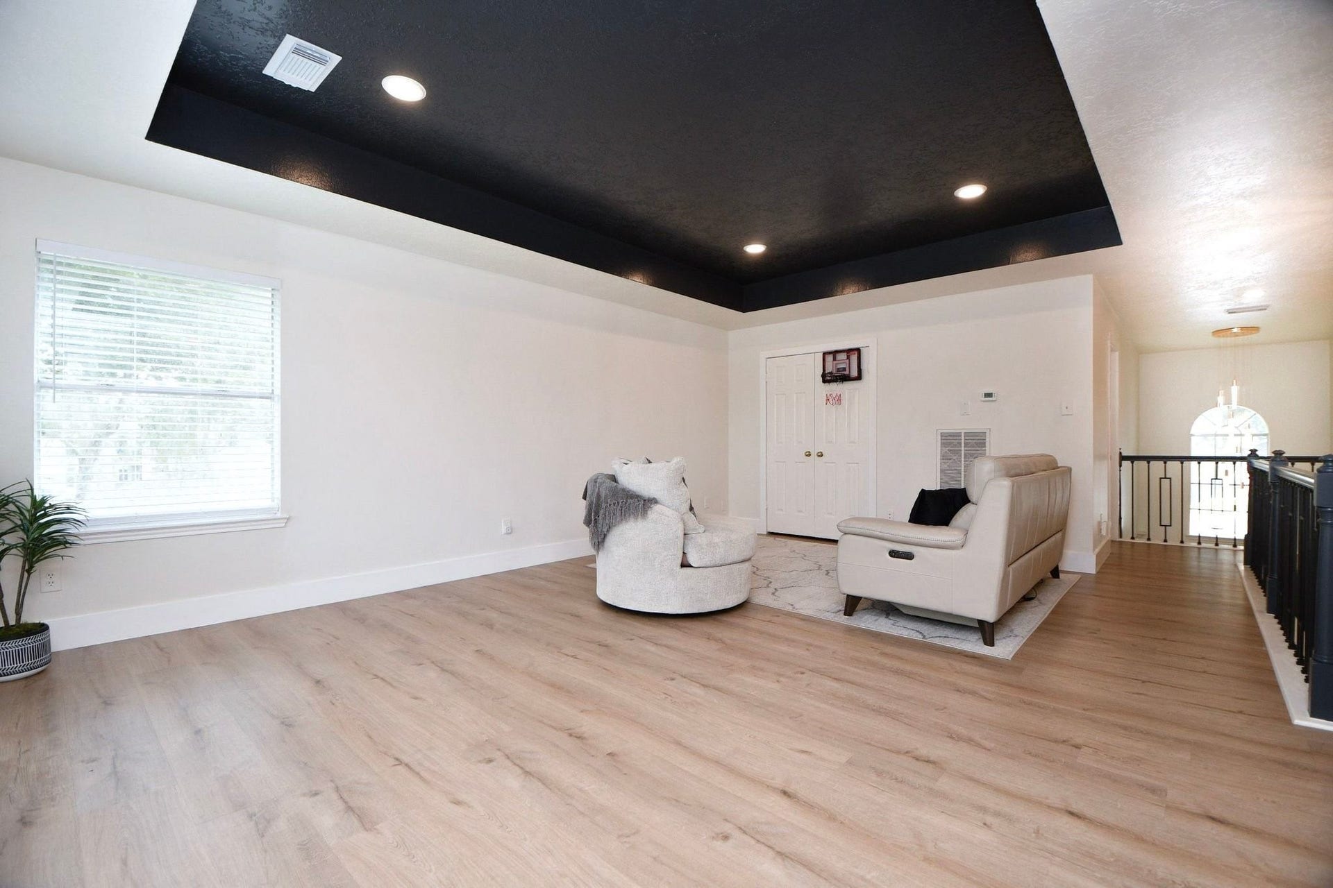 1120 Hidden Oaks Street, League City, TX 77573 1120 Hidden Oaks Street, League City, TX 77573