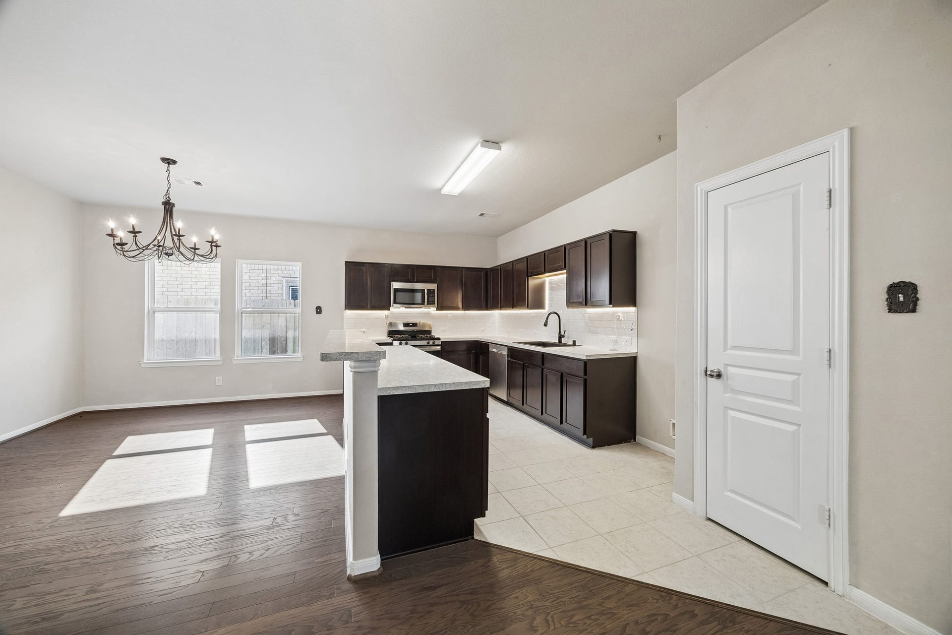 21264 Flowering Crape Myrtle Drive, Porter, TX 77365 Look at all the sweeping countertop space.