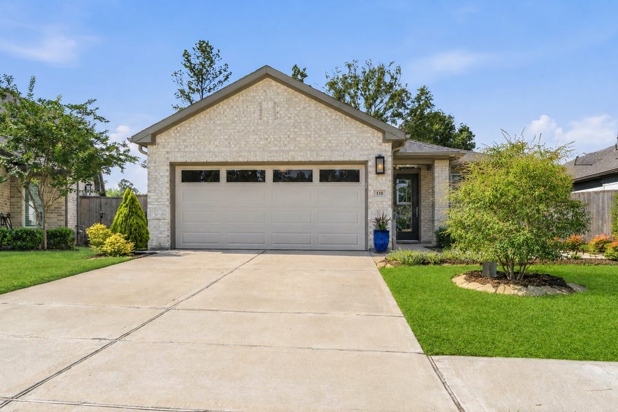 Property photo for 110 Passion Flower Cove, Montgomery, TX