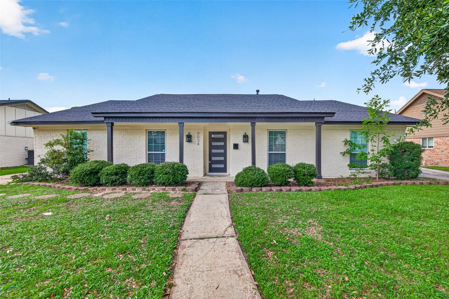 Property photo for 6034 Autumn Forest Drive, Houston, TX
