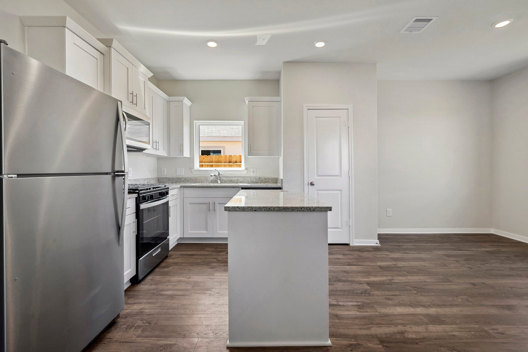 25685 Rose Creek Drive, Houston, TX 77328 25685 Rose Creek Drive, Houston, TX 77328