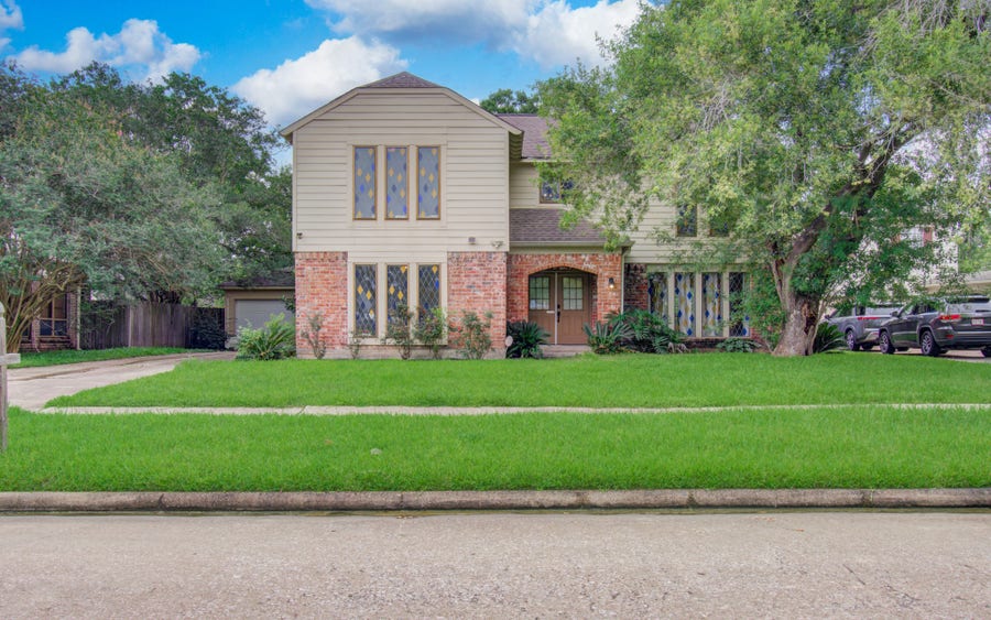 Property photo for 14907 Penn Hills Lane, Houston, TX