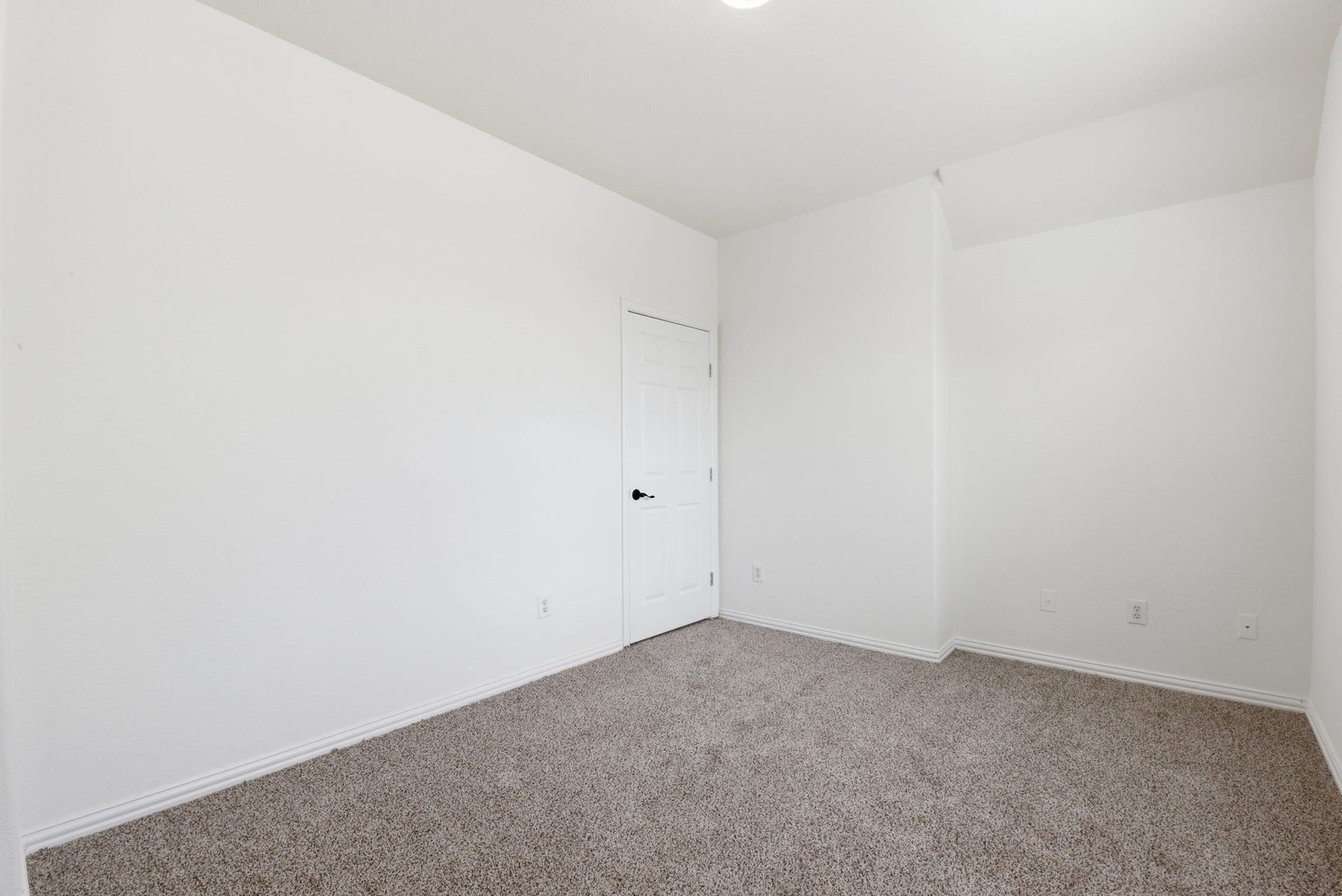 16023 Powder Springs Lane, Houston, TX 77070 Final look at the third room upstairs. Could be an office, a game room, a media room!