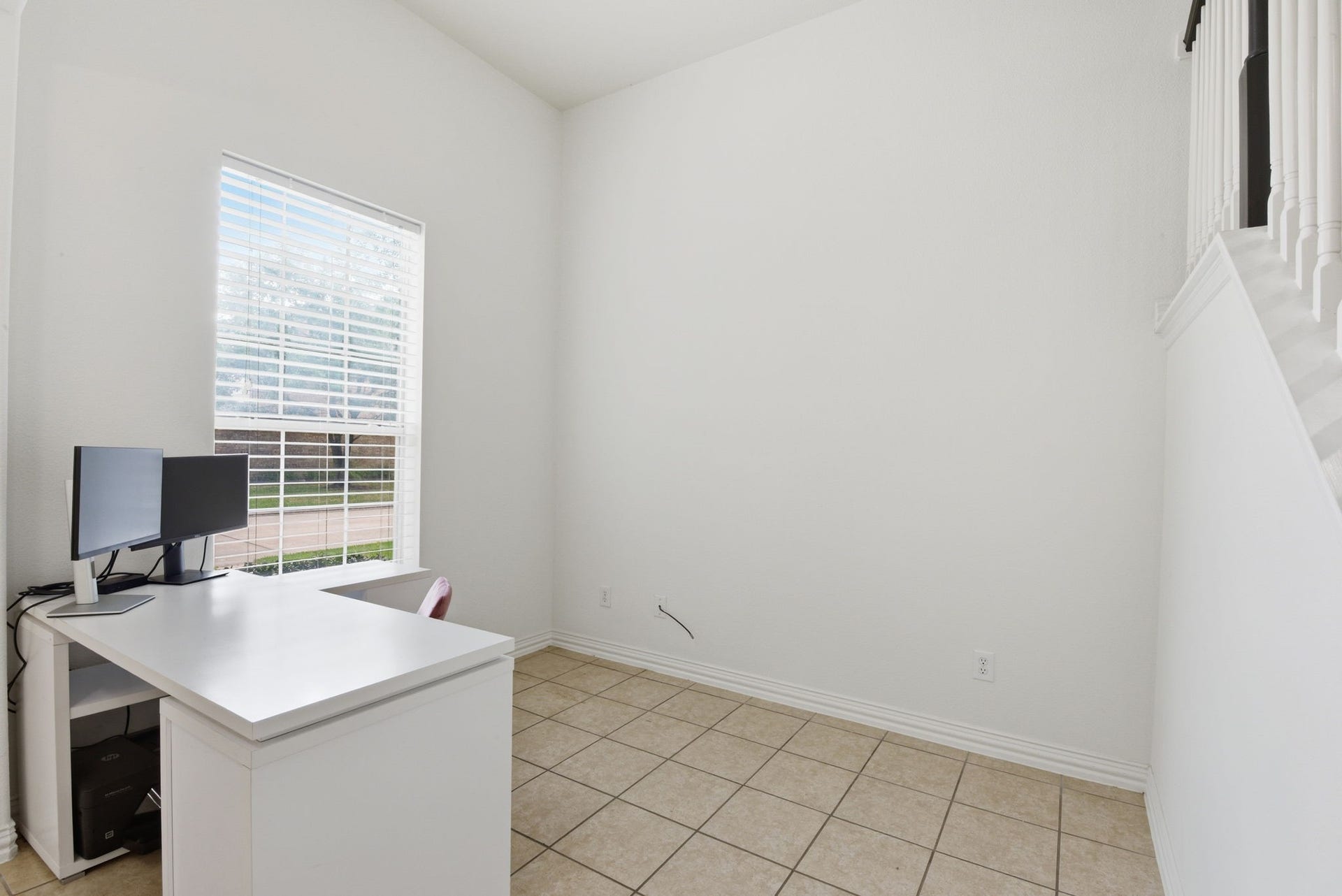16023 Powder Springs Lane, Houston, TX 77070 Flex space off of the entry, currently used as a home office.