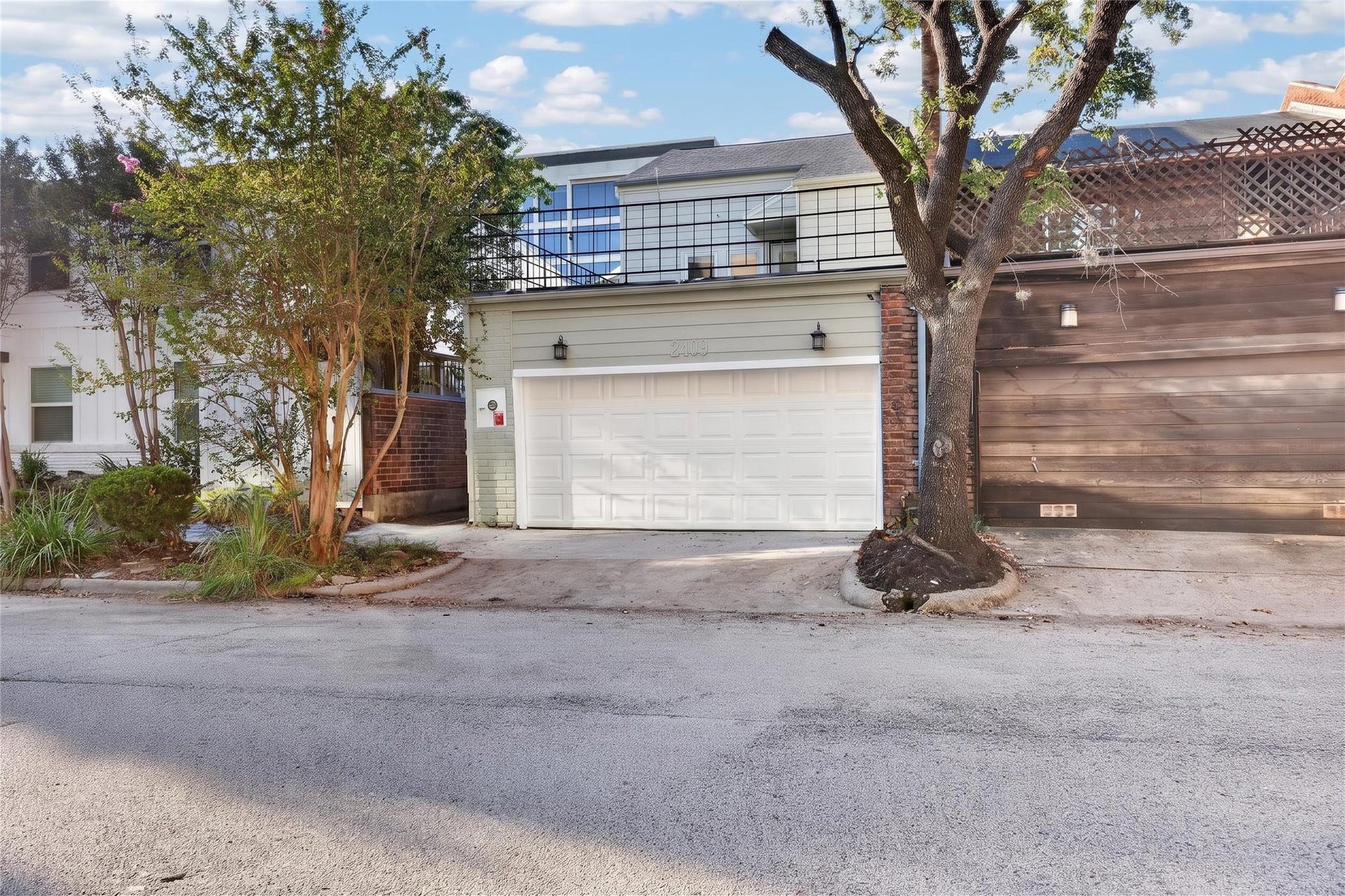 2409 Branard Street, Houston, TX 77098 2409 Branard Street, Houston, TX 77098
