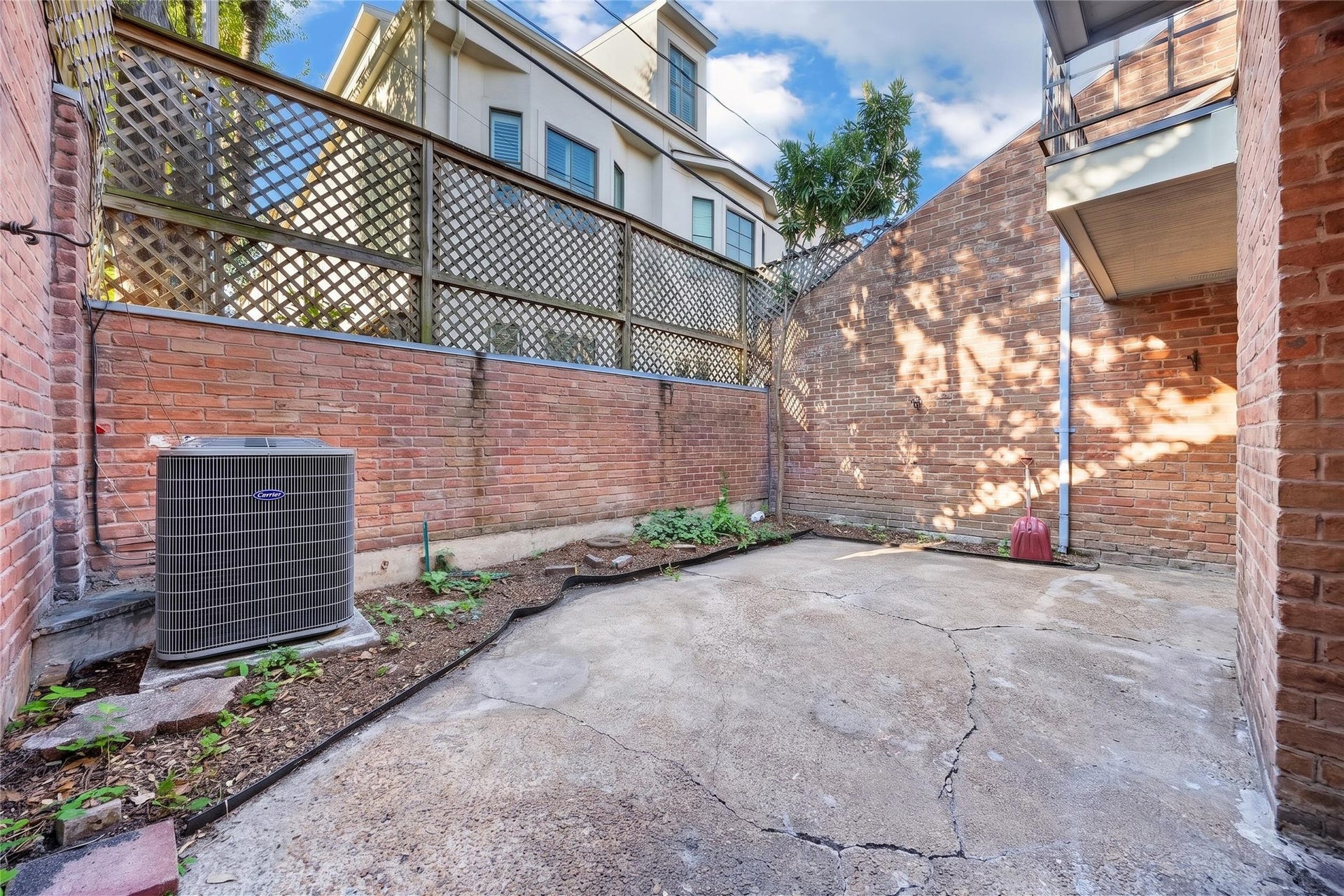 2409 Branard Street, Houston, TX 77098 2409 Branard Street, Houston, TX 77098