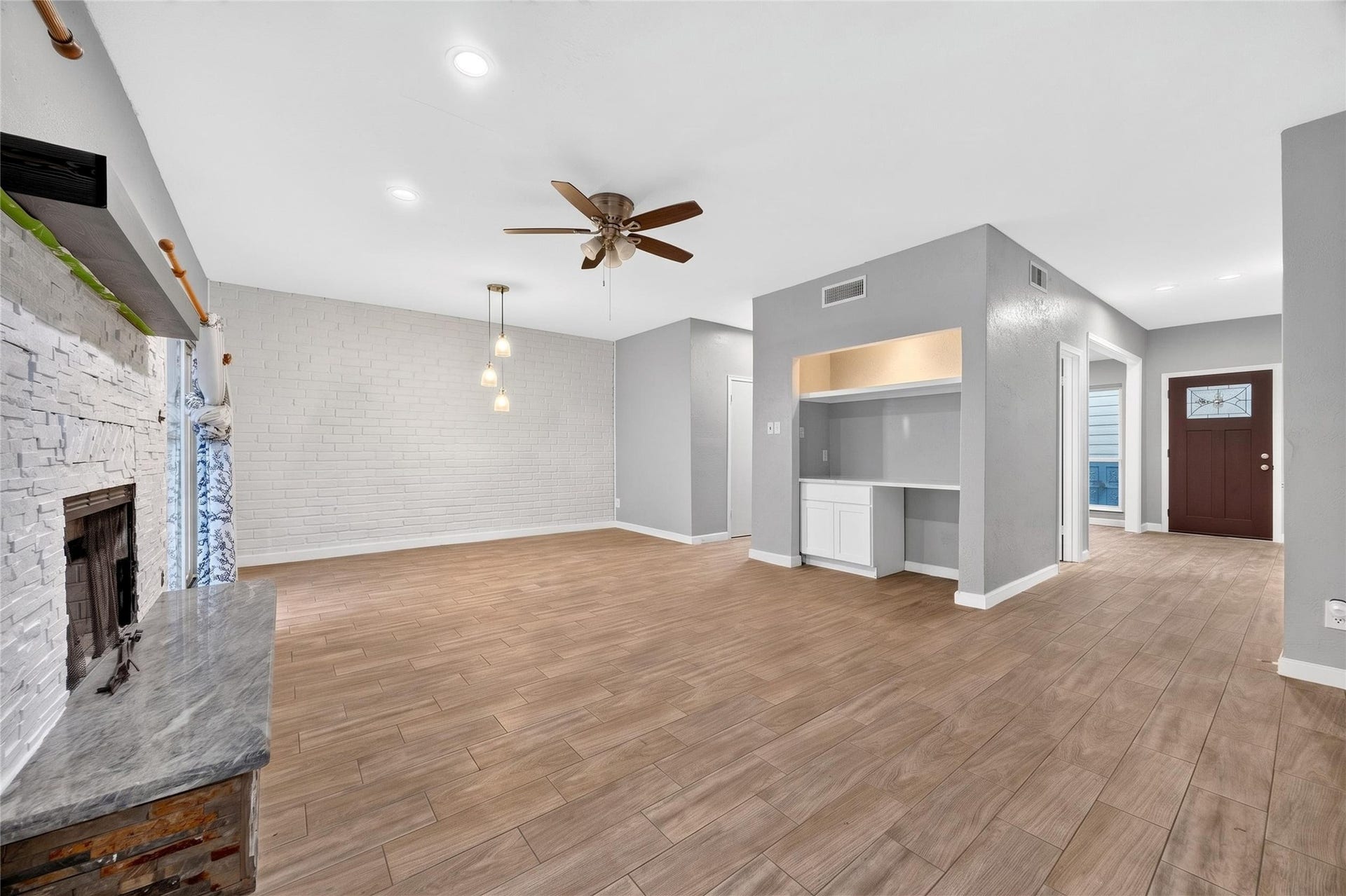 2409 Branard Street, Houston, TX 77098 2409 Branard Street, Houston, TX 77098