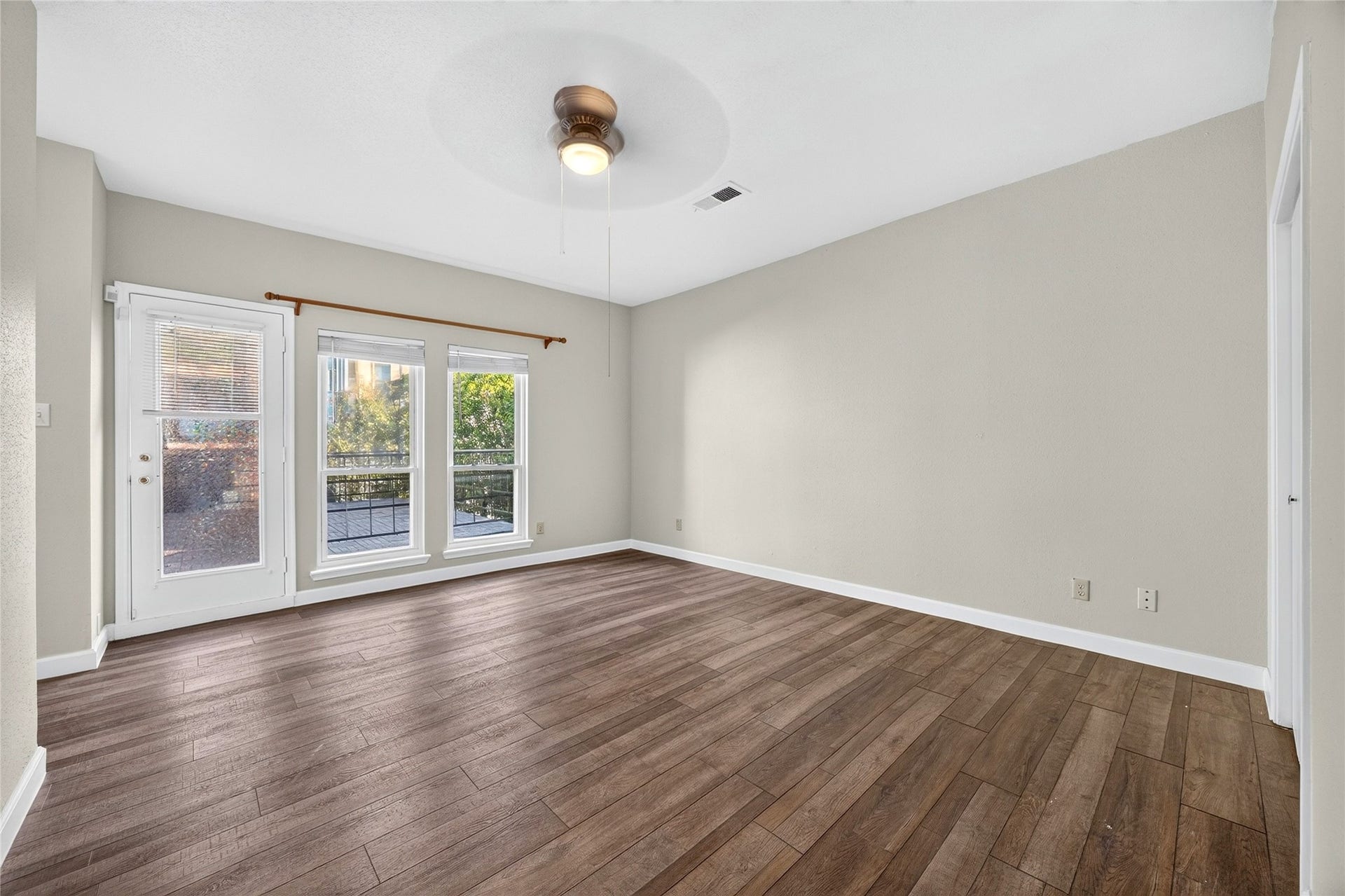 2409 Branard Street, Houston, TX 77098 2409 Branard Street, Houston, TX 77098
