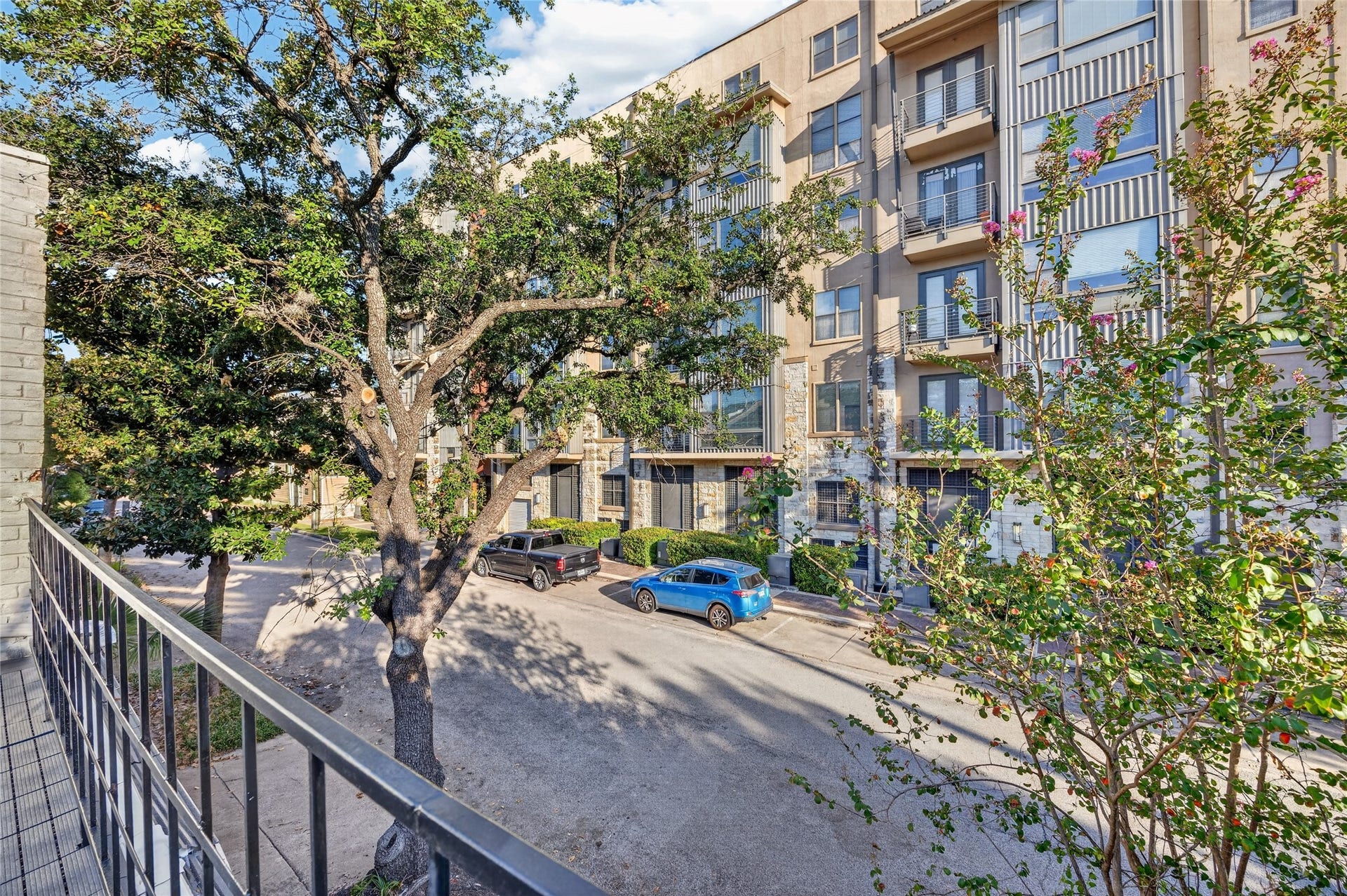 2409 Branard Street, Houston, TX 77098 2409 Branard Street, Houston, TX 77098