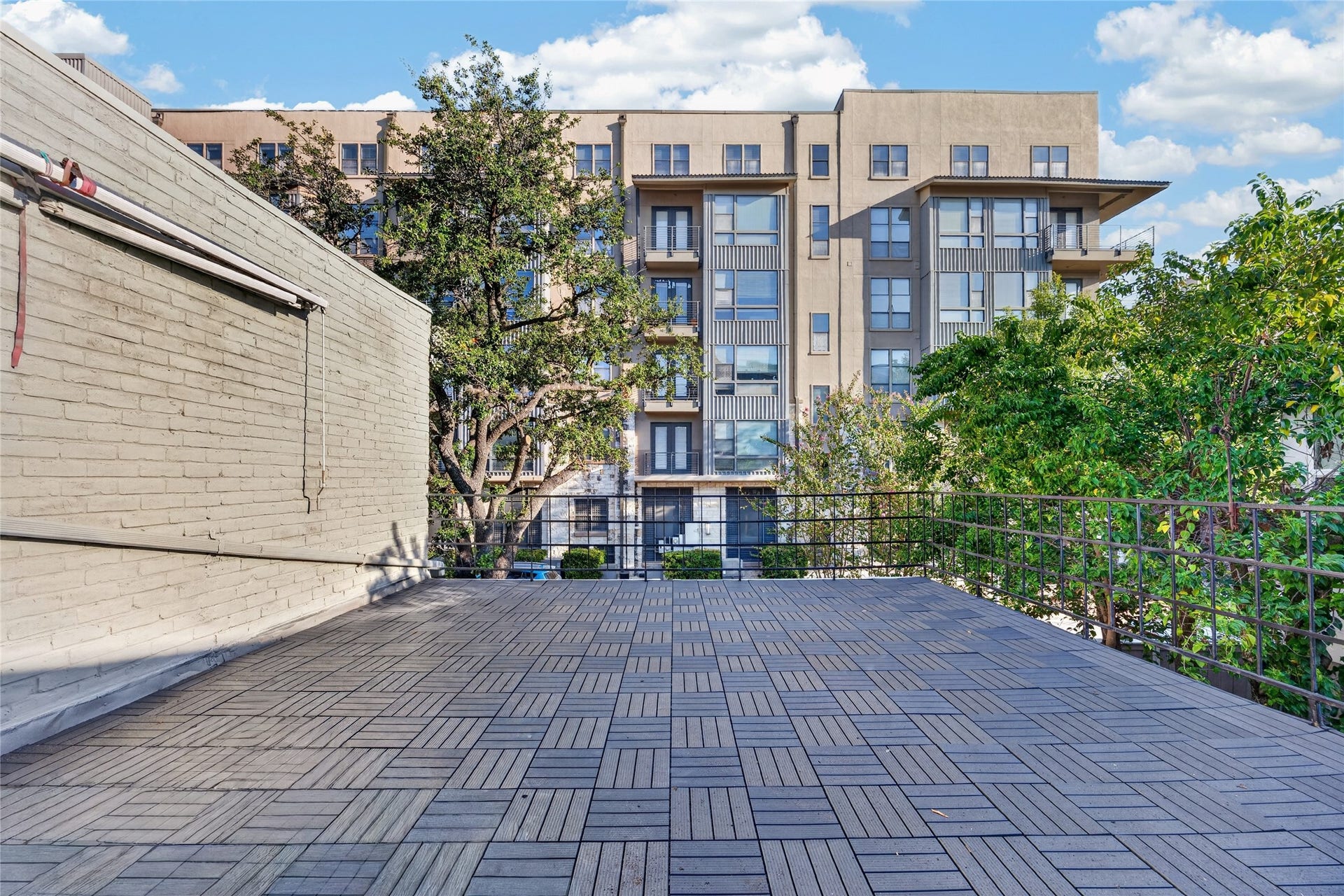 2409 Branard Street, Houston, TX 77098 2409 Branard Street, Houston, TX 77098