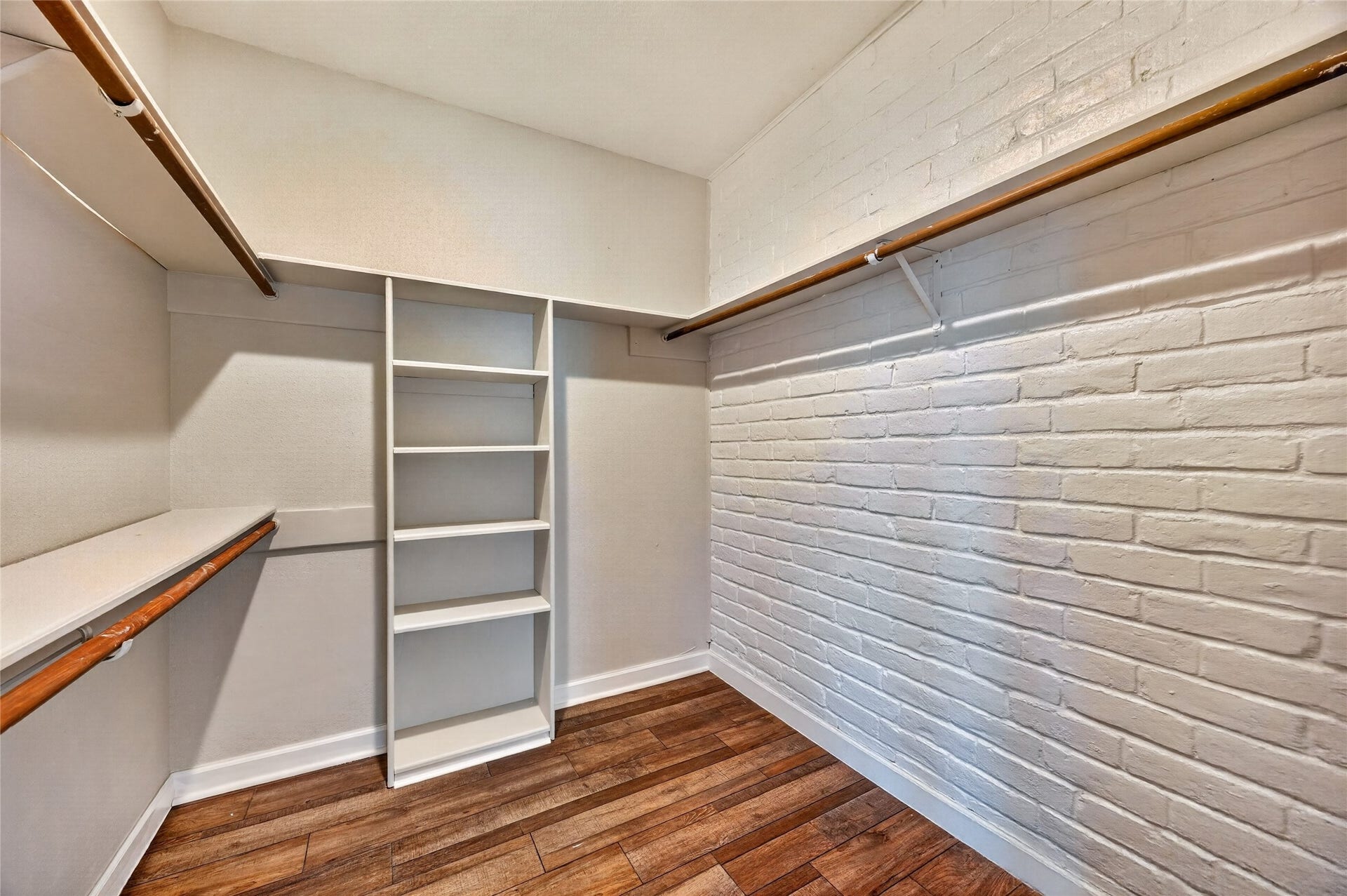 2409 Branard Street, Houston, TX 77098 2409 Branard Street, Houston, TX 77098