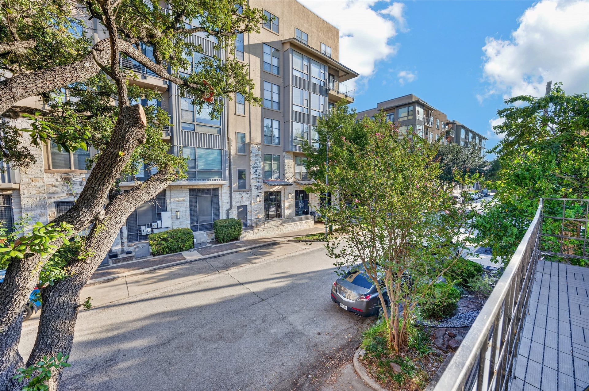 2409 Branard Street, Houston, TX 77098 2409 Branard Street, Houston, TX 77098