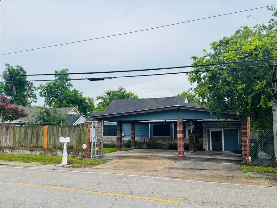 Property photo for 2308 Bennington Street, Houston, TX