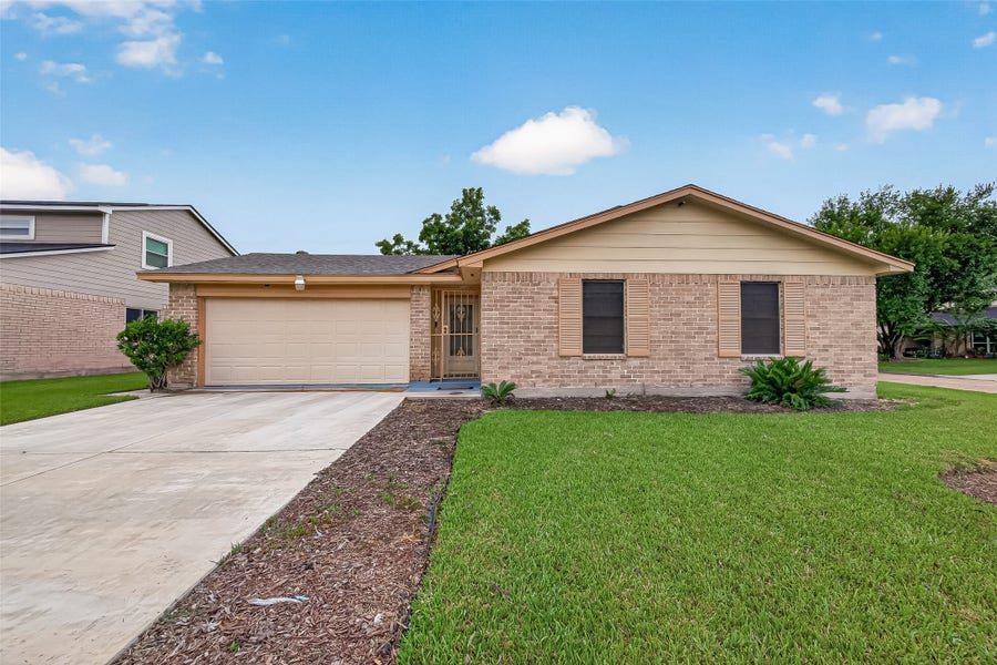 Property photo for 11839 Hallowing Point Road, Houston, TX