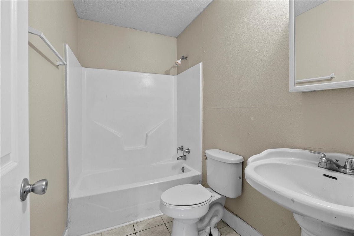 3214 Darling Avenue, Pasadena, TX 77503 3214 Darling Avenue, Pasadena, TX 77503