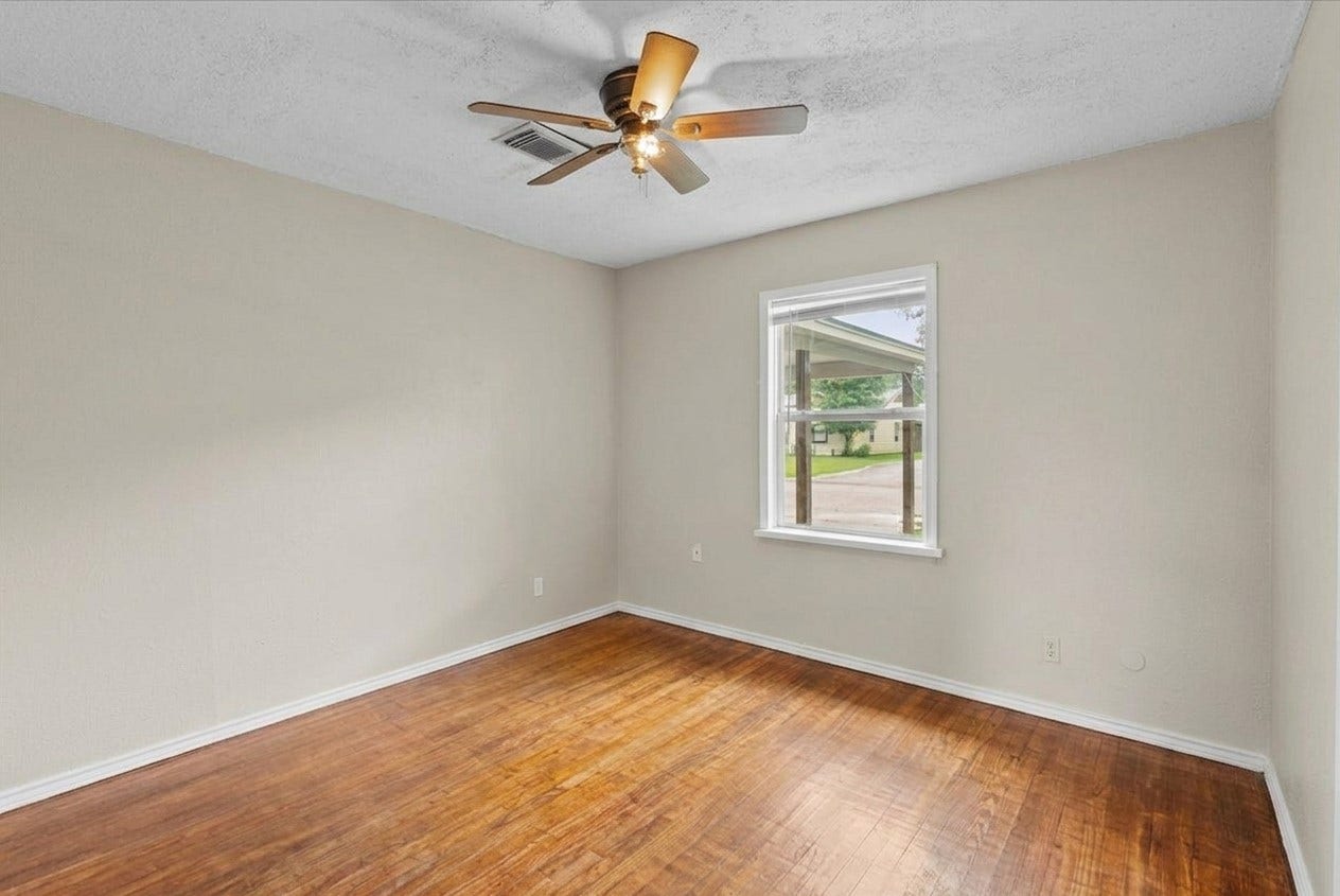 3214 Darling Avenue, Pasadena, TX 77503 3214 Darling Avenue, Pasadena, TX 77503