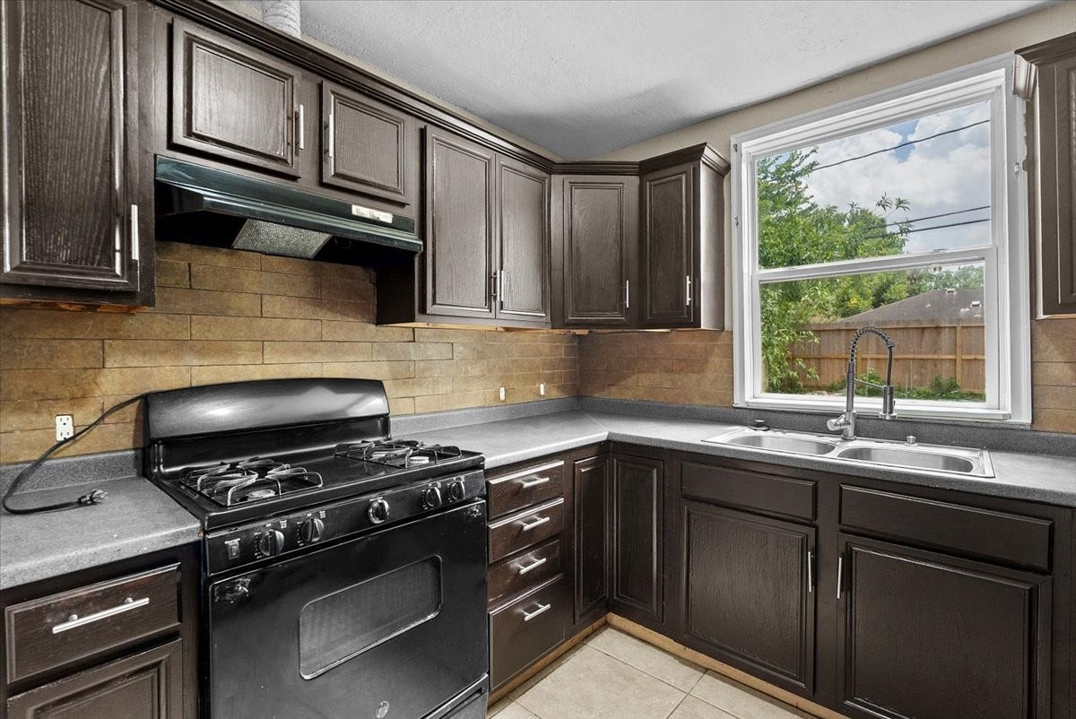 3214 Darling Avenue, Pasadena, TX 77503 3214 Darling Avenue, Pasadena, TX 77503