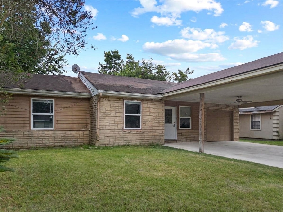3214 Darling Avenue, Pasadena, TX 77503 3214 Darling Avenue, Pasadena, TX 77503