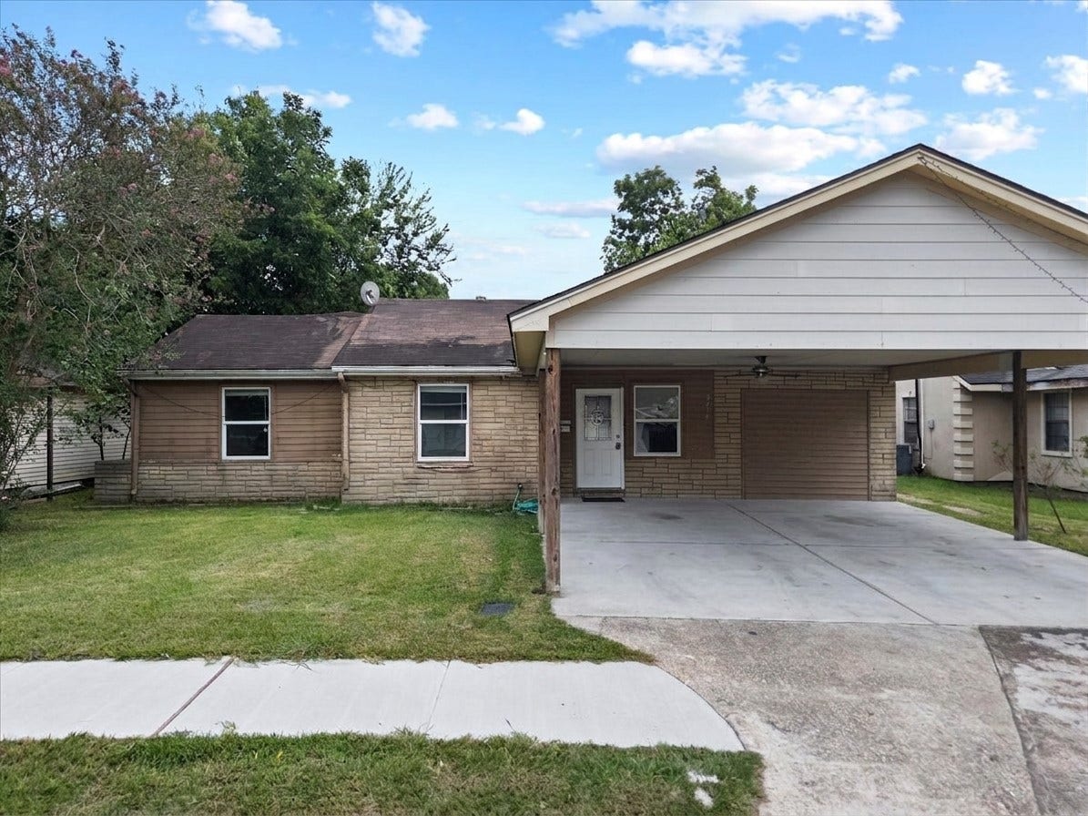 3214 Darling Avenue, Pasadena, TX 77503 3214 Darling Avenue, Pasadena, TX 77503