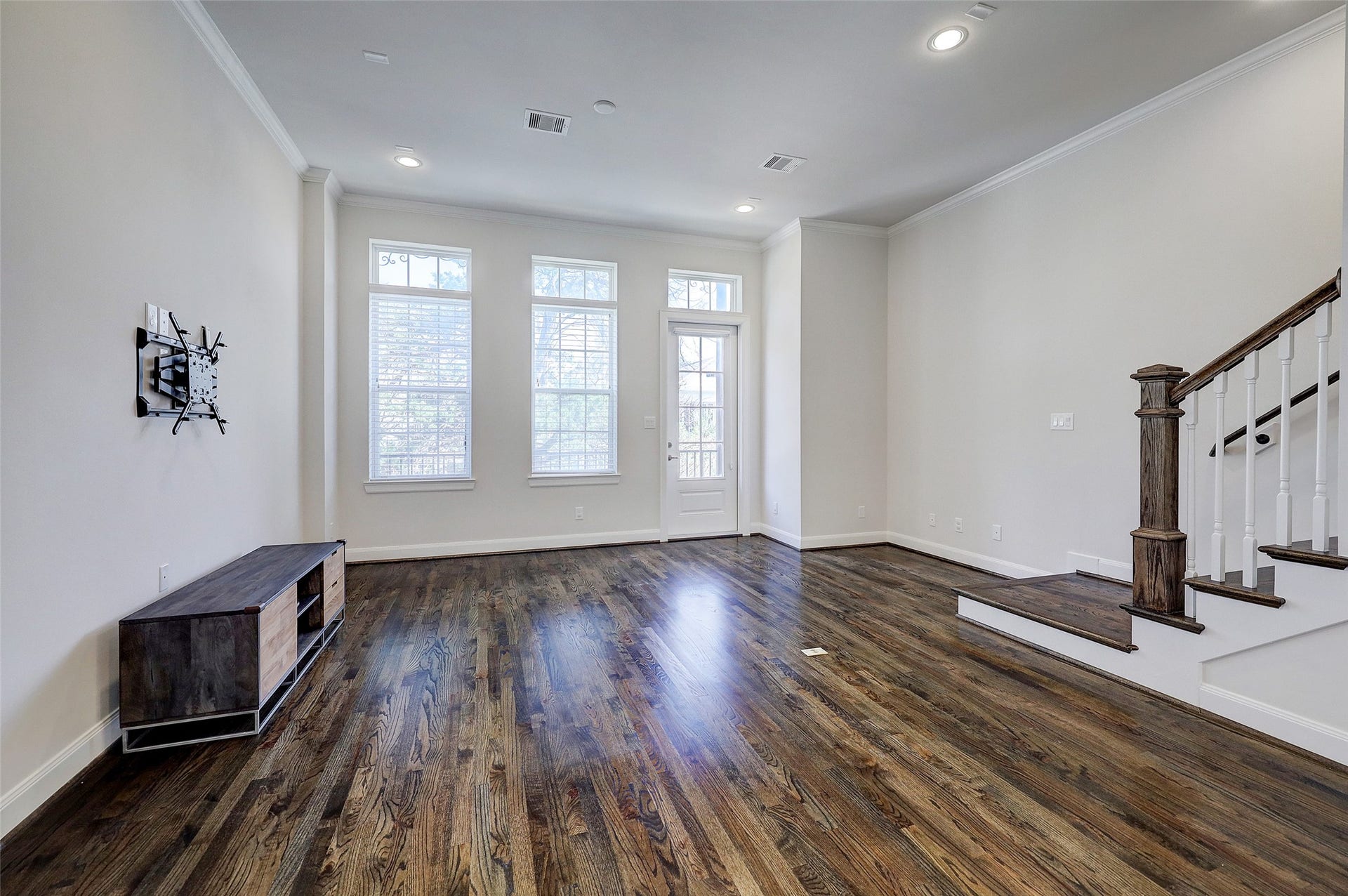 1041 Ashland Street, Houston, TX 77008 1041 Ashland Street, Houston, TX 77008