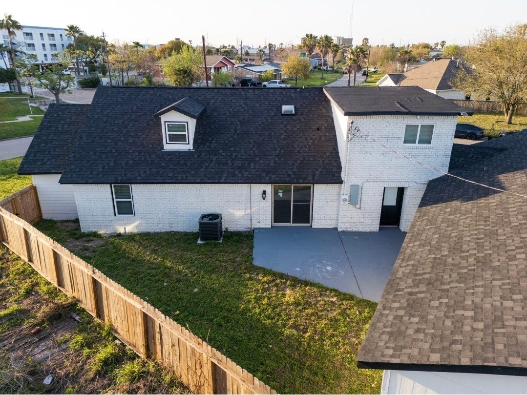 1402 Bayou Shore Drive, Galveston, TX 77551 1402 Bayou Shore Drive, Galveston, TX 77551