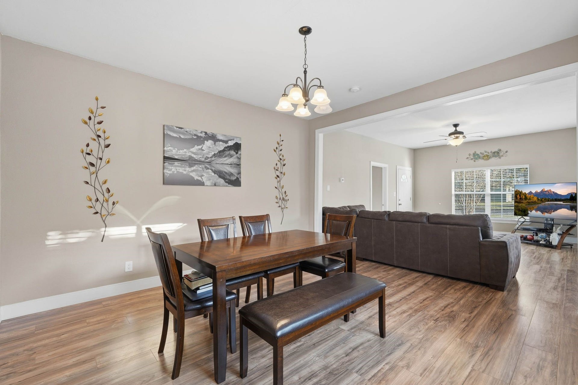 308 E Phillips Street, Conroe, TX 77301 308 E Phillips Street, Conroe, TX 77301