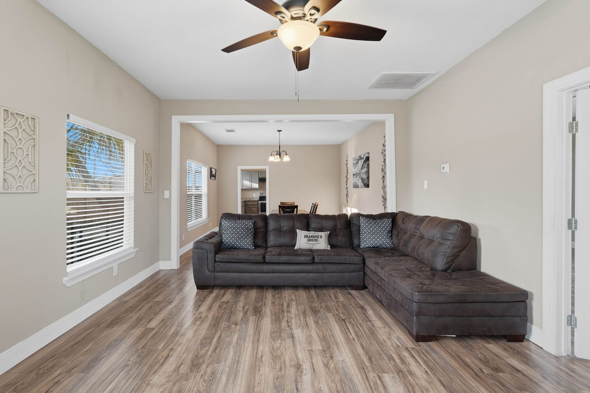 308 E Phillips Street, Conroe, TX 77301 308 E Phillips Street, Conroe, TX 77301
