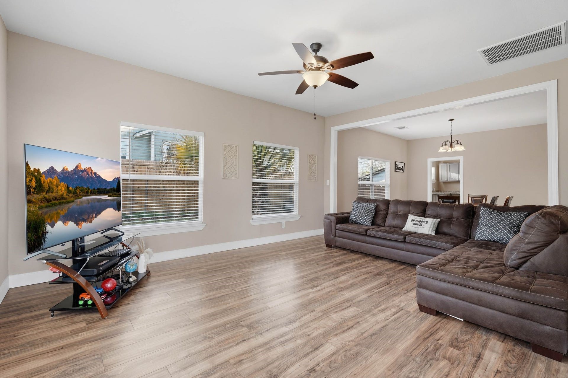 308 E Phillips Street, Conroe, TX 77301 308 E Phillips Street, Conroe, TX 77301