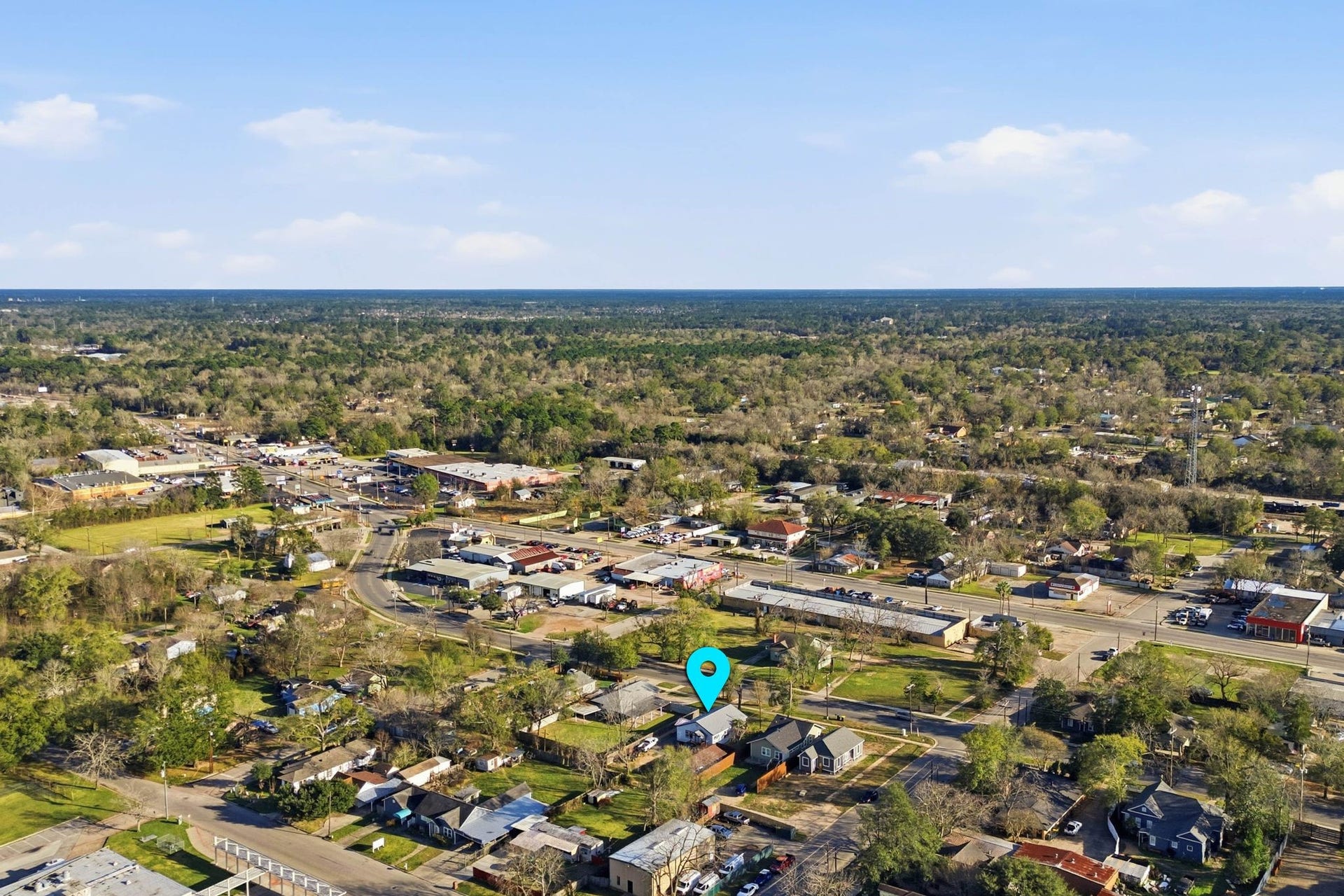 308 E Phillips Street, Conroe, TX 77301 308 E Phillips Street, Conroe, TX 77301