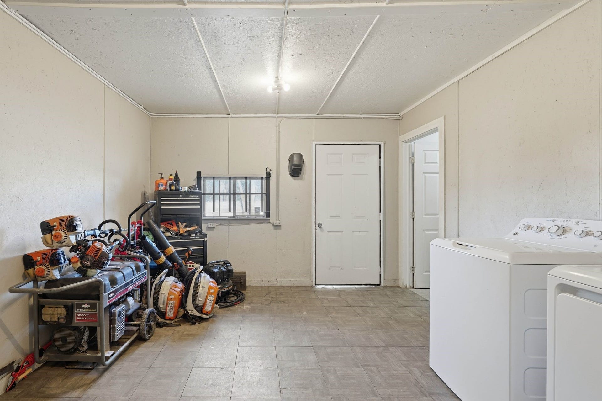 308 E Phillips Street, Conroe, TX 77301 308 E Phillips Street, Conroe, TX 77301